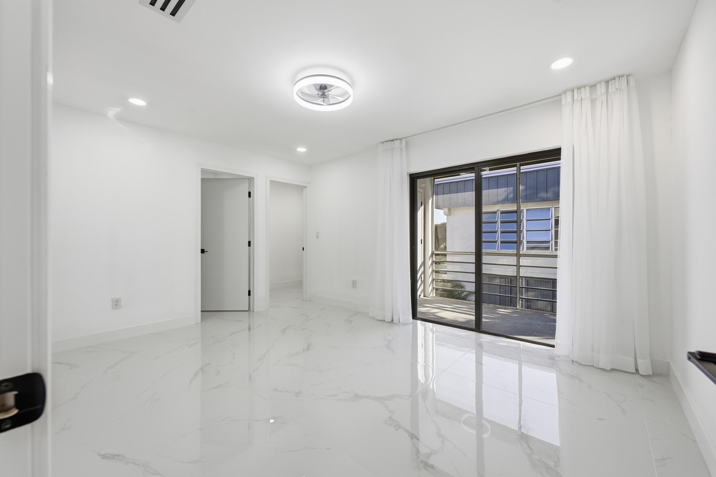 571 Piedmont L, Delray Beach, FL 33484 — photo 14 of 63