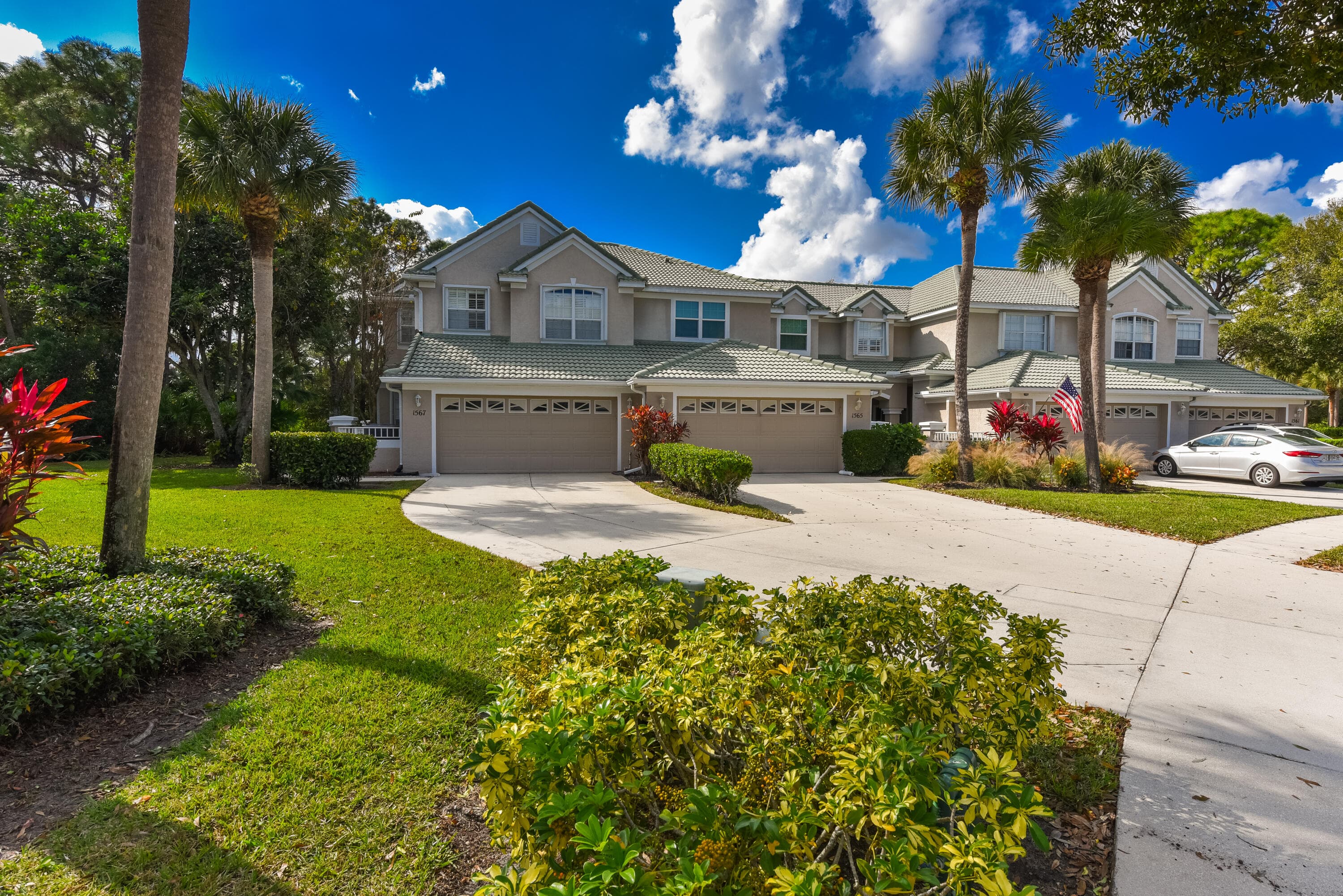 1567 SW Harbour Isles Circle, Port St. Lucie, FL 34986 — photo 1 of 32