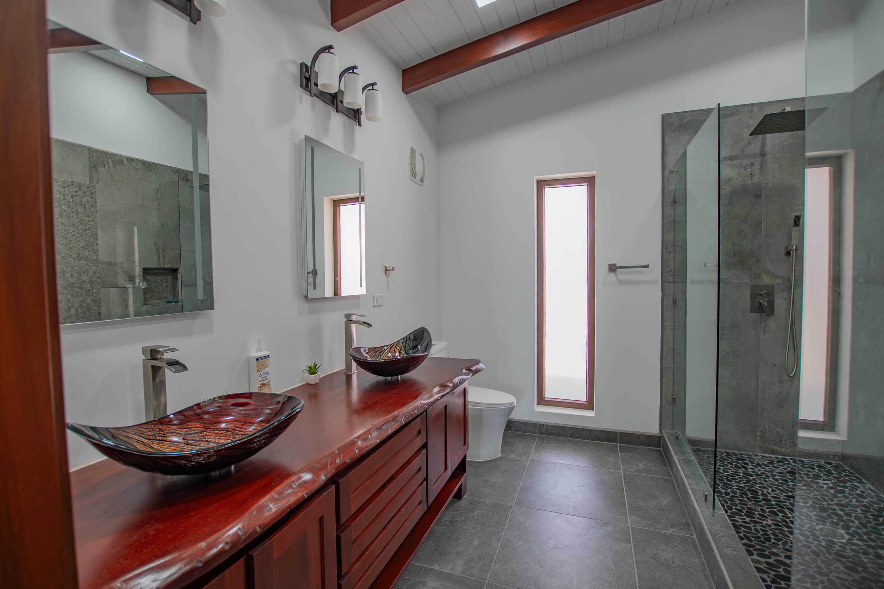 238 Placencia Road — photo 13 of 22