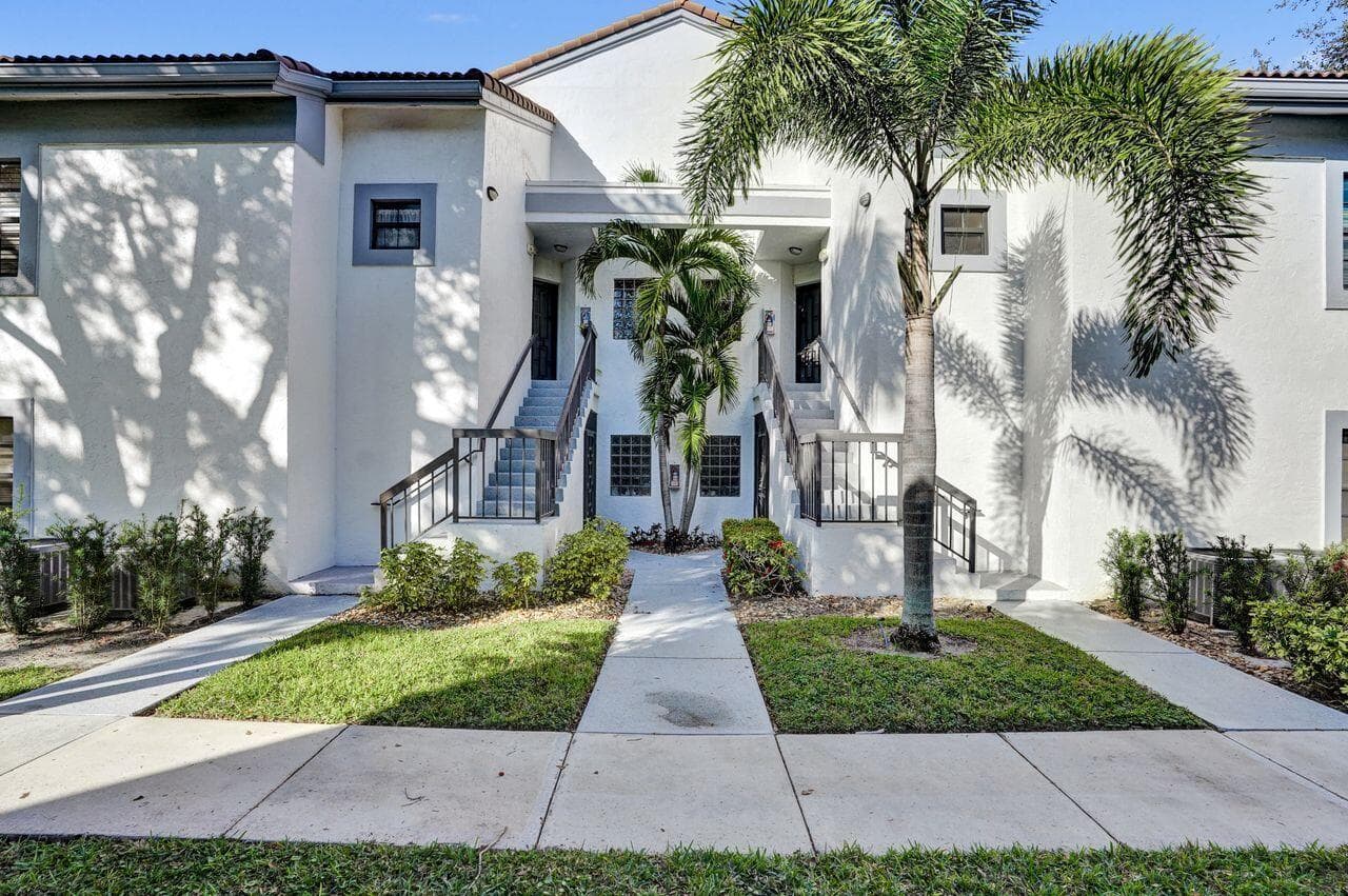 5415 Verona Drive I, Boynton Beach, FL 33437 — photo 2 of 48