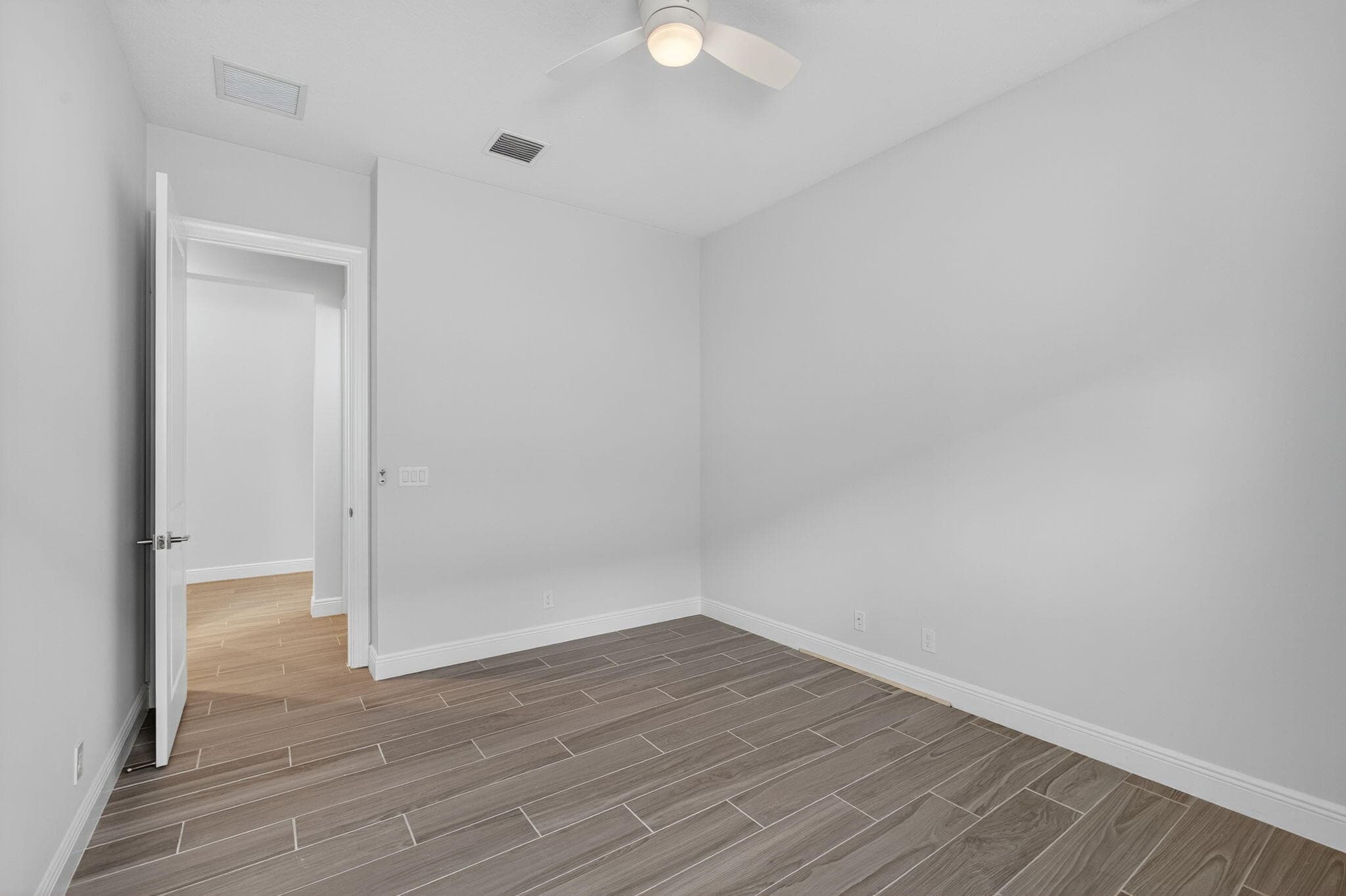 9901 Regency Way, Palm Beach Gardens, FL 33412 — photo 9 of 96