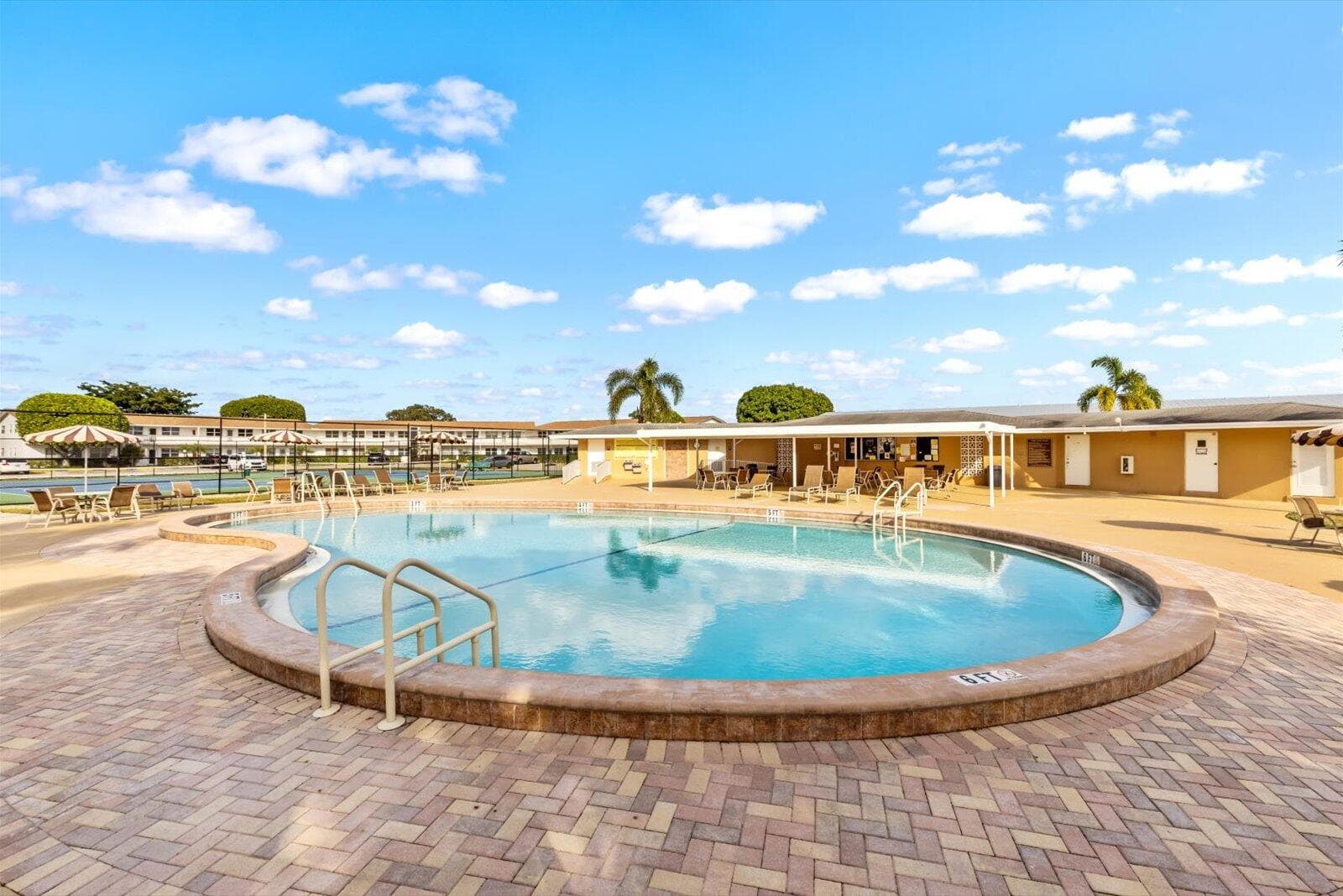 17 Andover A, West Palm Beach, FL 33417 — photo 20 of 23