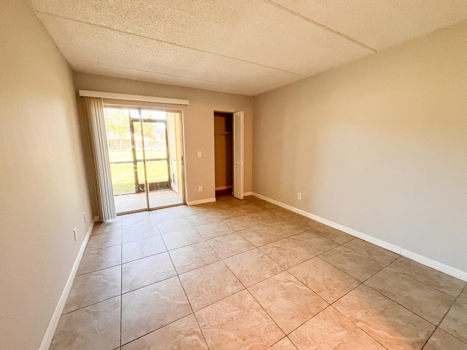 1106 Meadows Circle, Boynton Beach, FL 33436 — photo 6 of 16