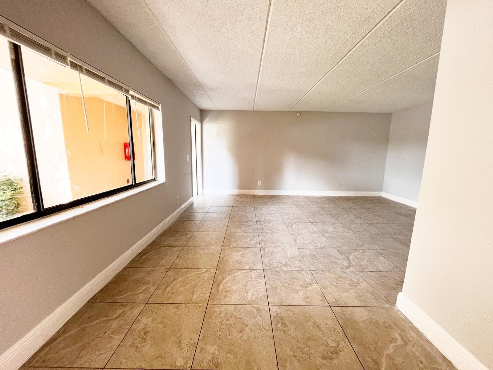 1106 Meadows Circle, Boynton Beach, FL 33436 — photo 9 of 16
