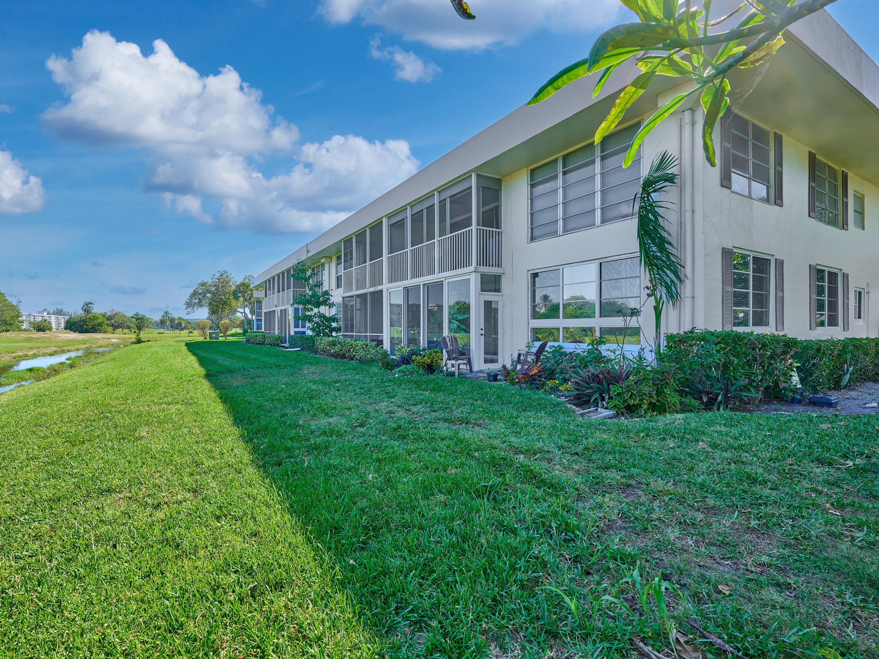 3001 S Palm Aire Drive 107, Pompano Beach, FL 33069 — photo 9 of 47