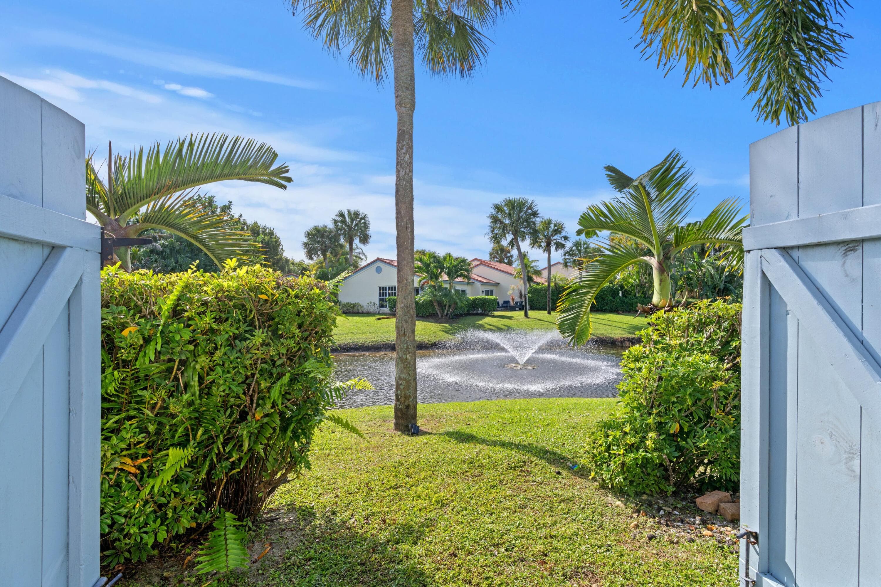 2211 Las Casitas Drive, Wellington, FL 33414 — photo 17 of 25