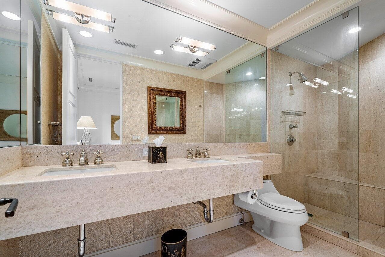12 Lagomar Road, Palm Beach, FL 33480 — photo 16 of 38