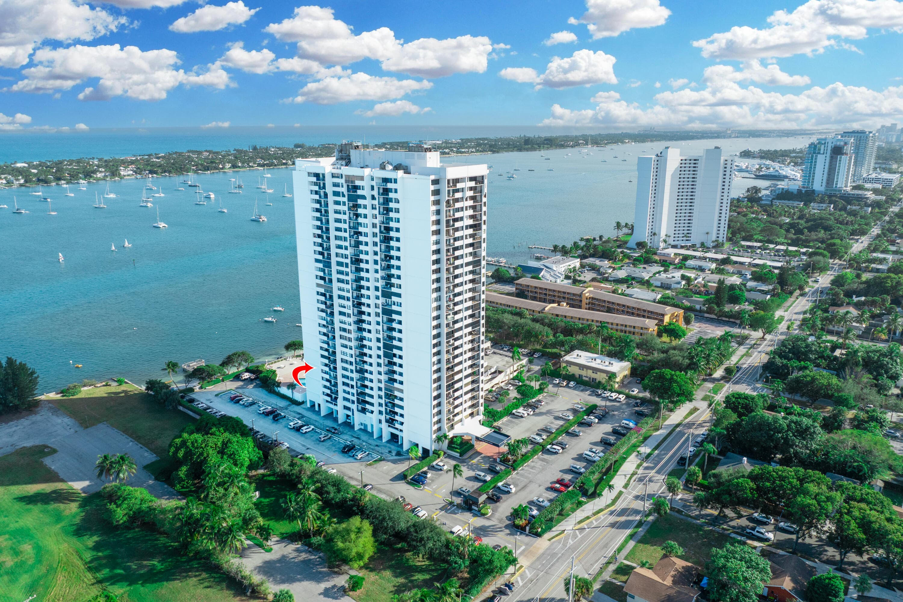 5600 N Flagler Drive 407, West Palm Beach, FL 33407 — photo