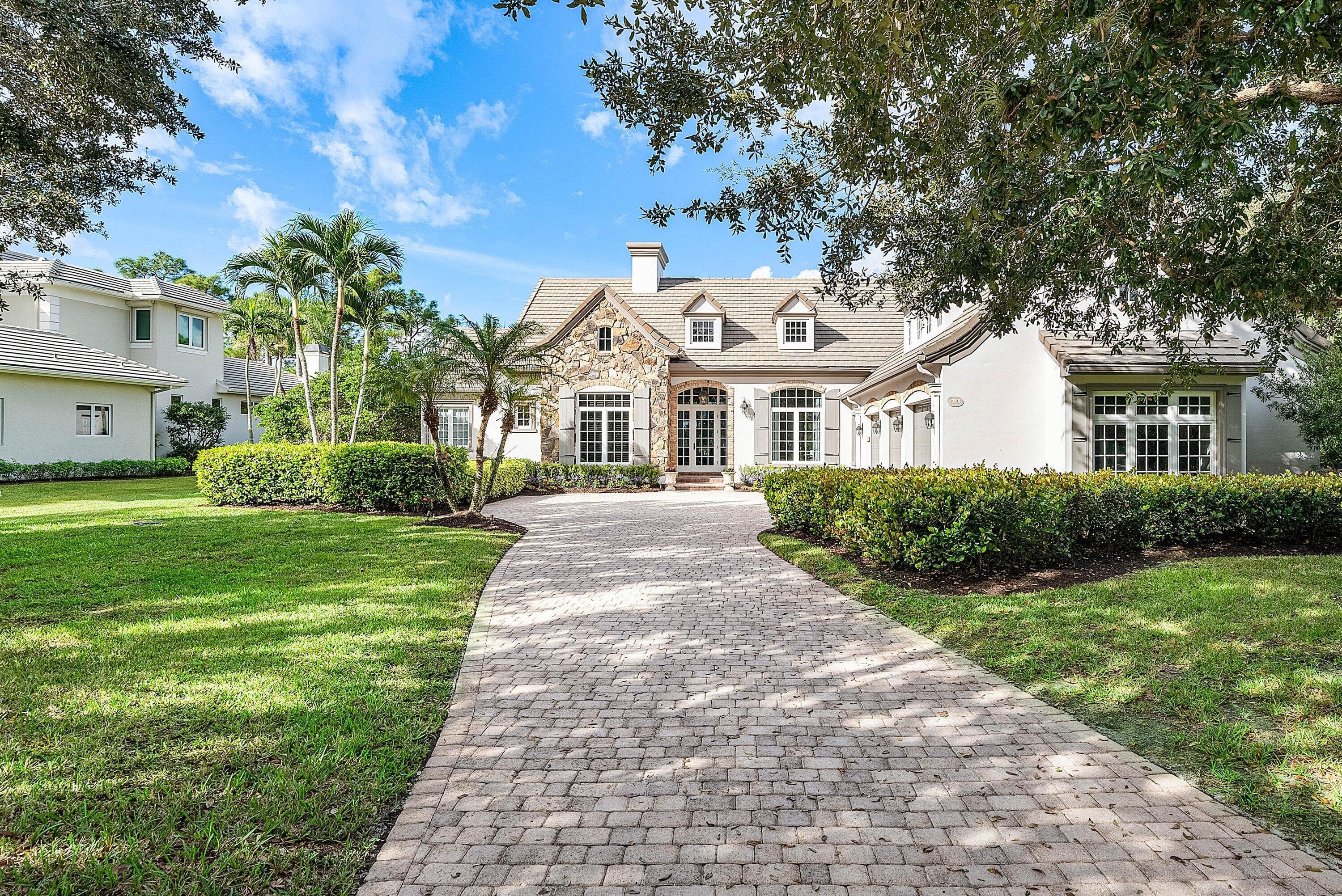 13201 Oakmeade, Palm Beach Gardens, FL 33418 — photo 2 of 52