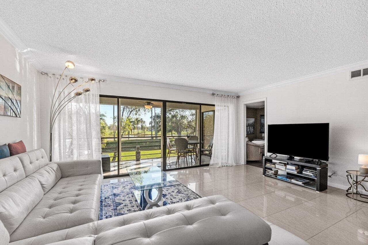 5589 Fairway Park Drive 202, Boynton Beach, FL 33437 — photo 19 of 52