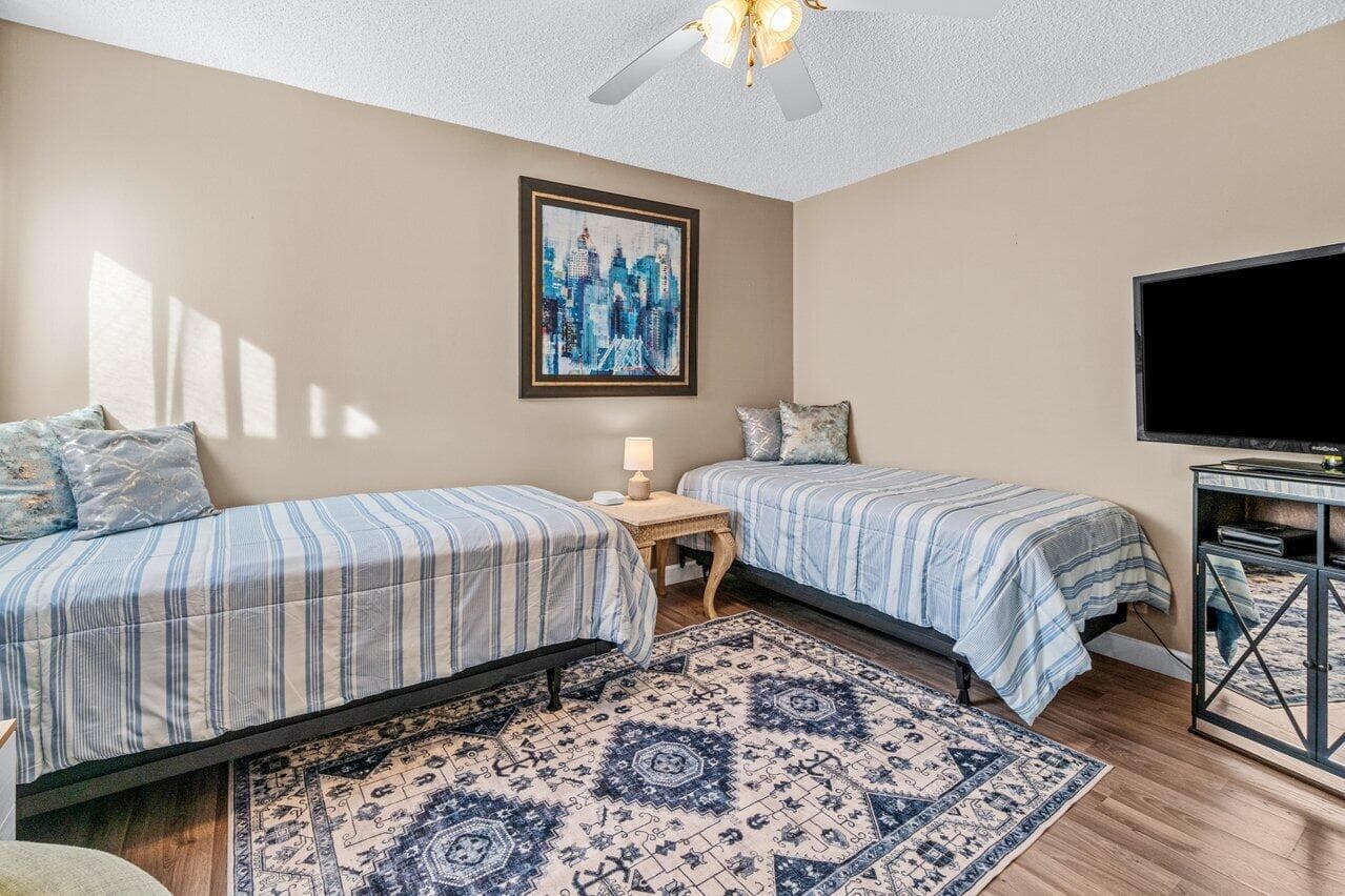 5589 Fairway Park Drive 202, Boynton Beach, FL 33437 — photo 27 of 52