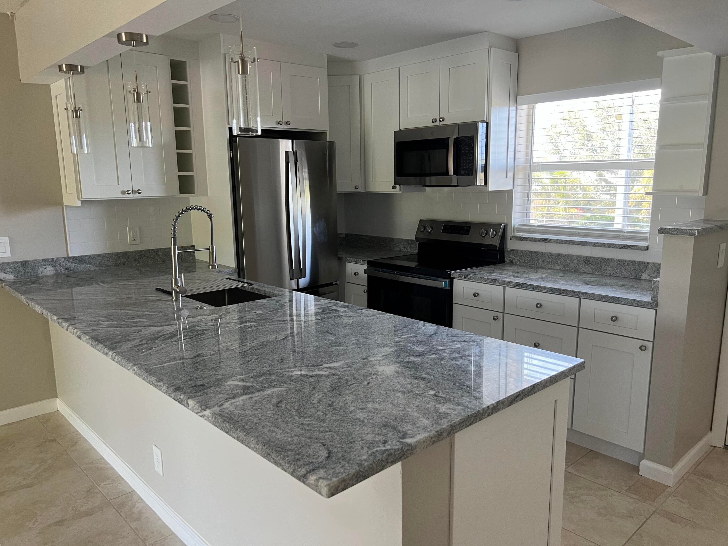 230 NE 26th Avenue 2070, Boynton Beach, FL 33435 — photo 3 of 45