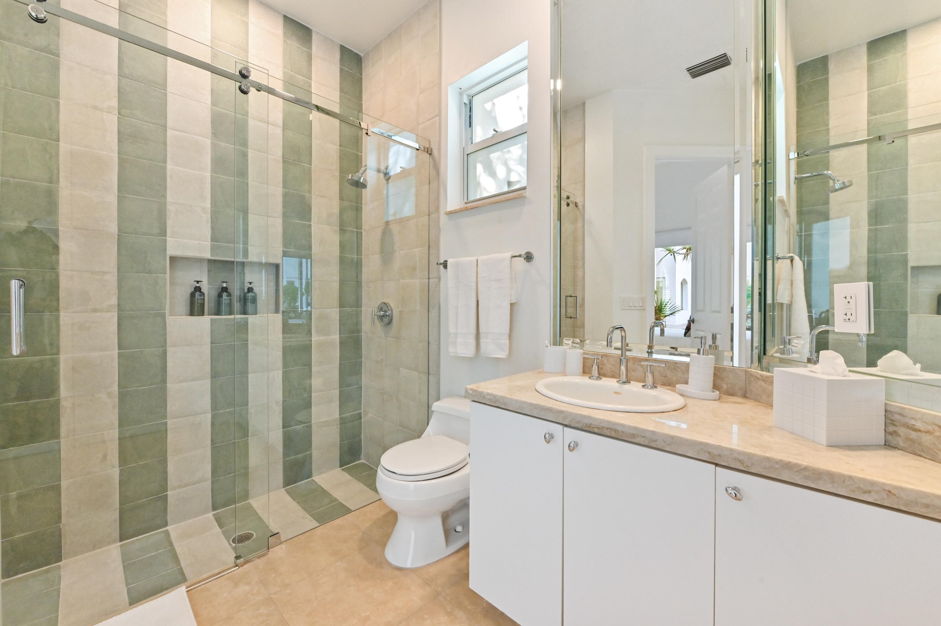 200 N Lake Drive, Lantana, FL 33462 — photo 38 of 55