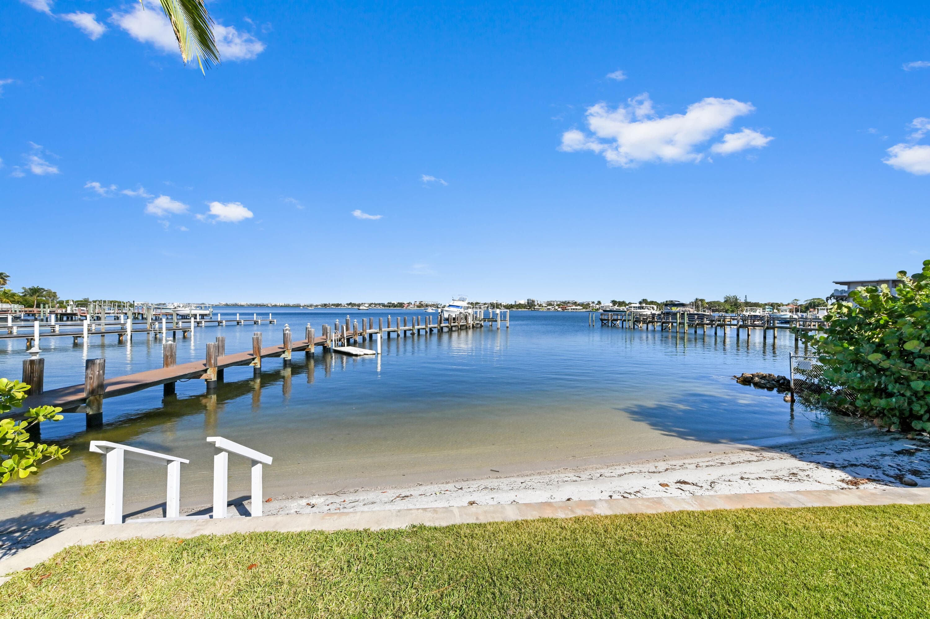 200 N Lake Drive, Lantana, FL 33462 — photo 49 of 55