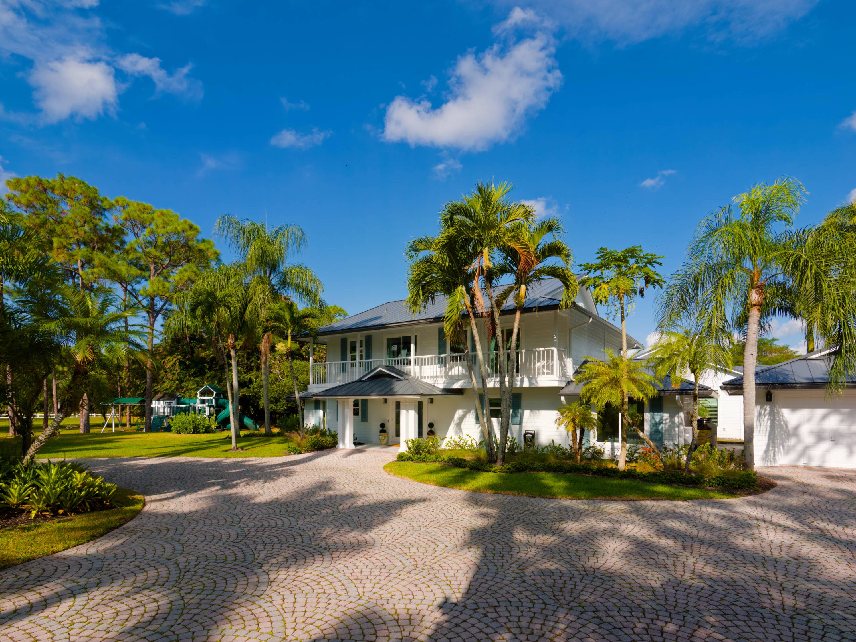 13395 Running Water Road, Palm Beach Gardens, FL 33418 — photo 2 of 117