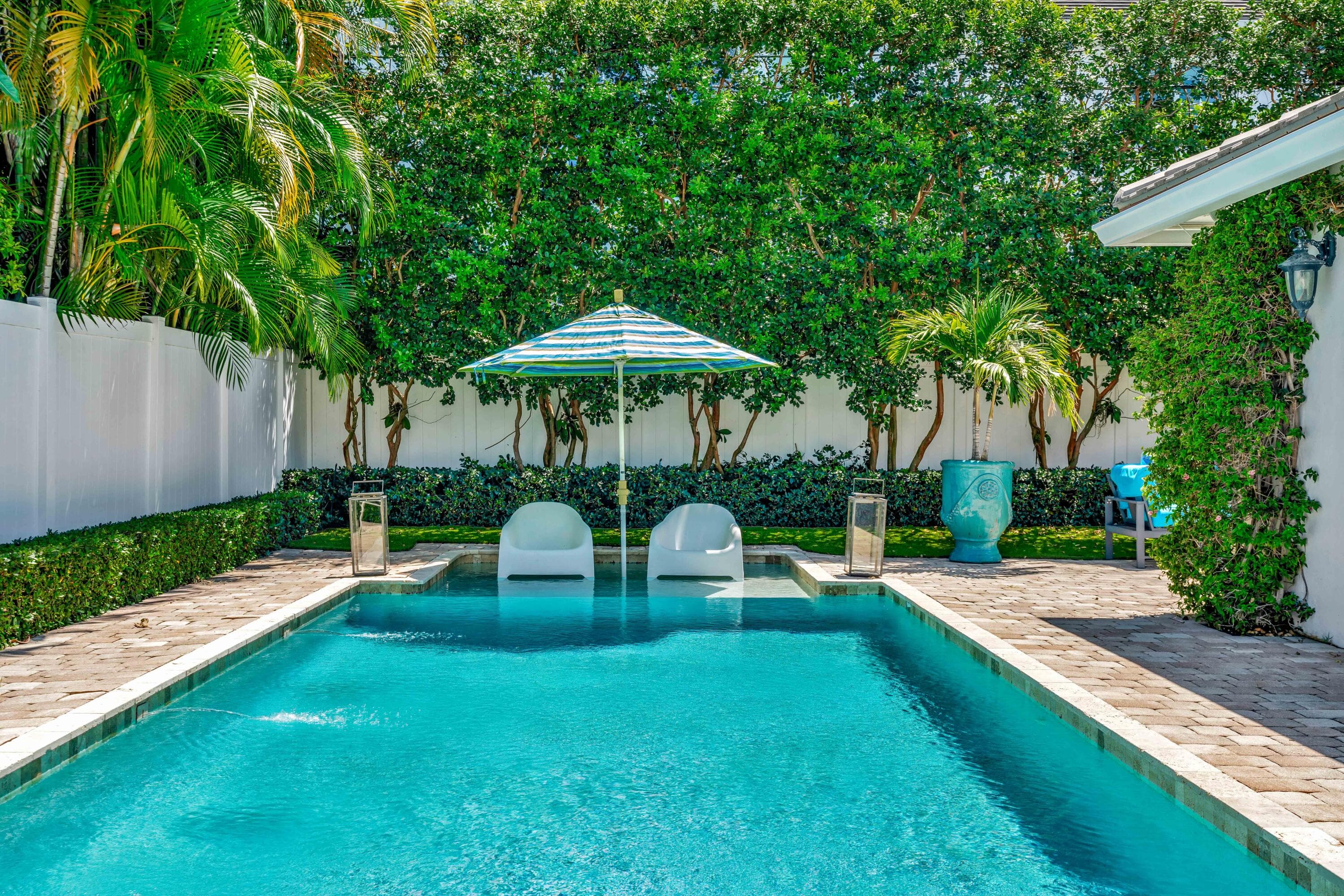 136 Worth Court S, West Palm Beach, FL 33405 — photo 11 of 69