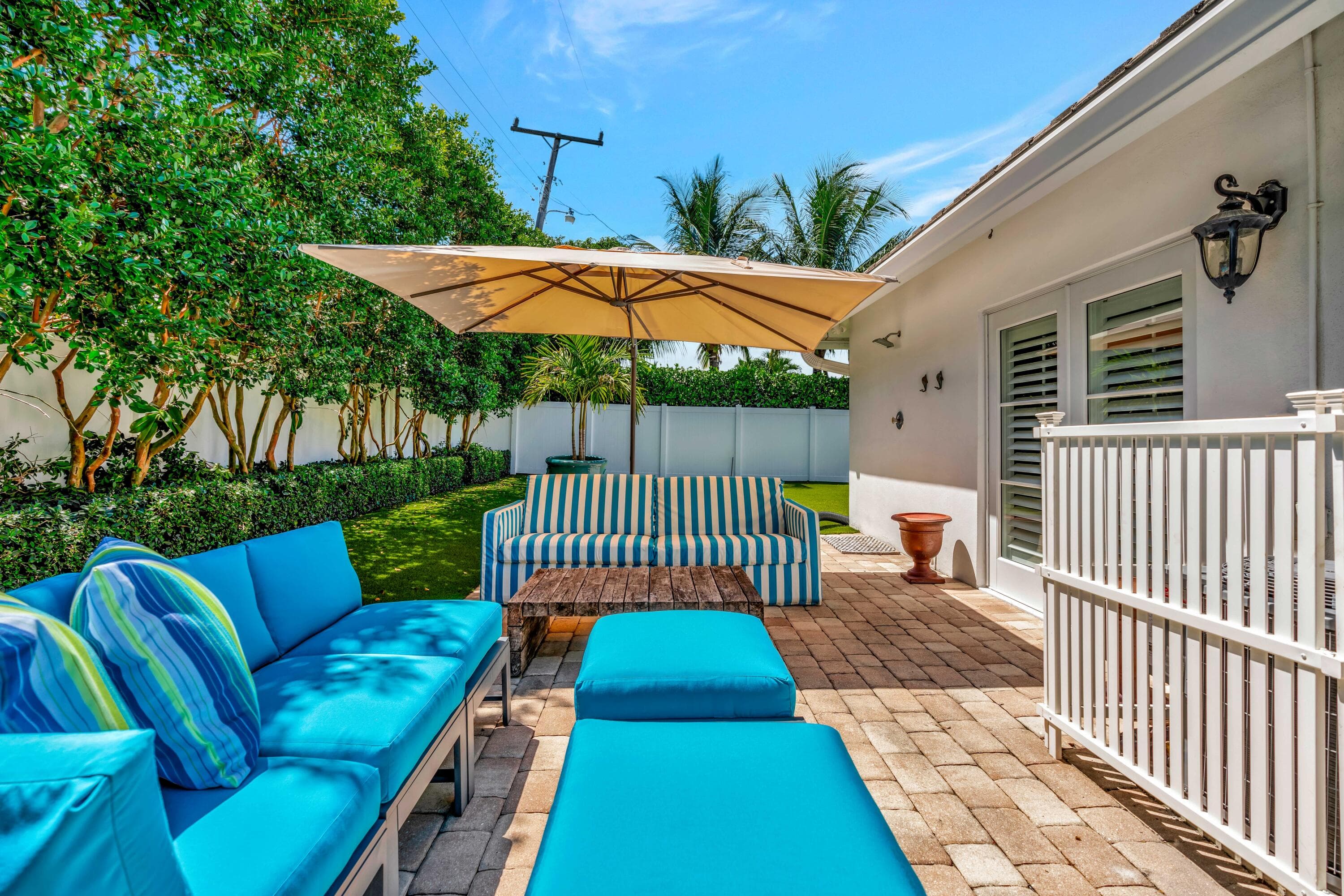 136 Worth Court S, West Palm Beach, FL 33405 — photo 19 of 69