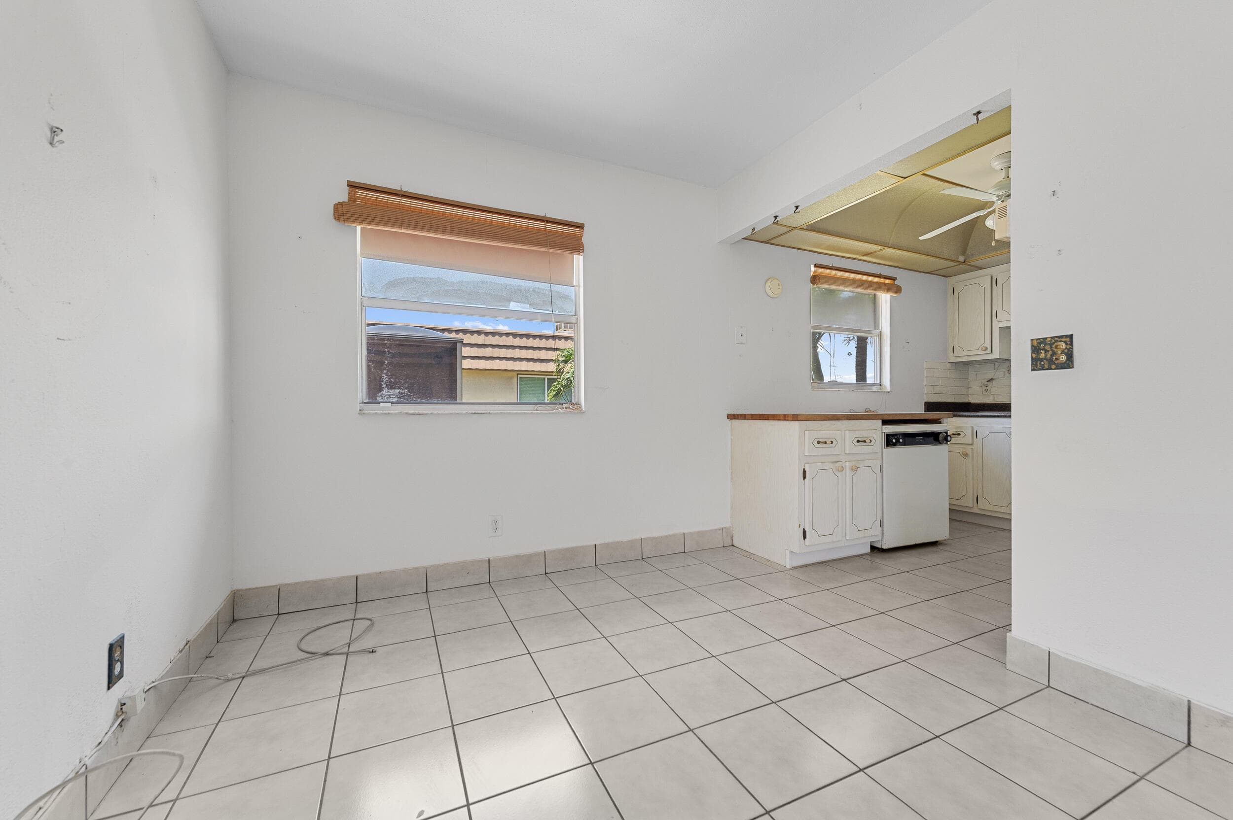 180 Saxony D, Delray Beach, FL 33446 — photo 7 of 60