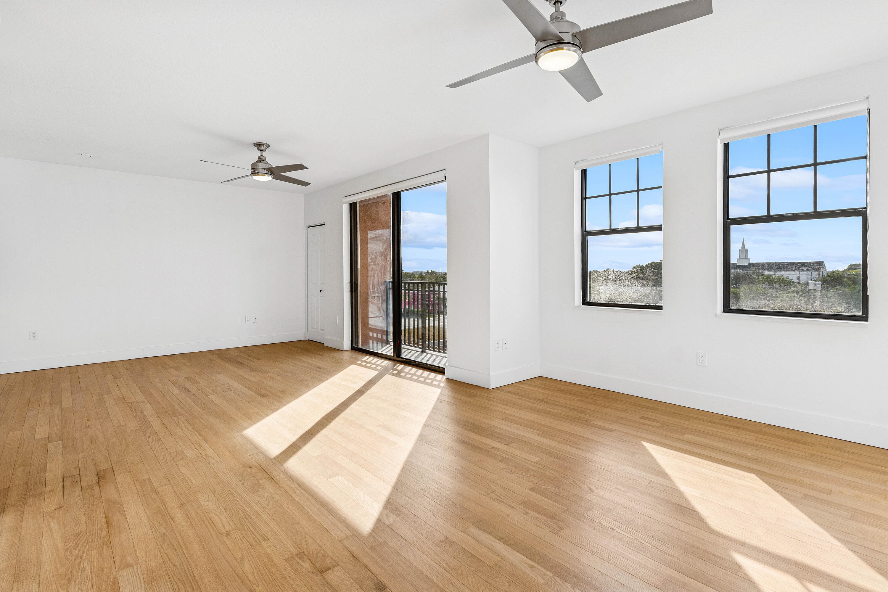 511 Lucerne Avenue 416, Lake Worth Beach, FL 33460 — photo 13 of 27