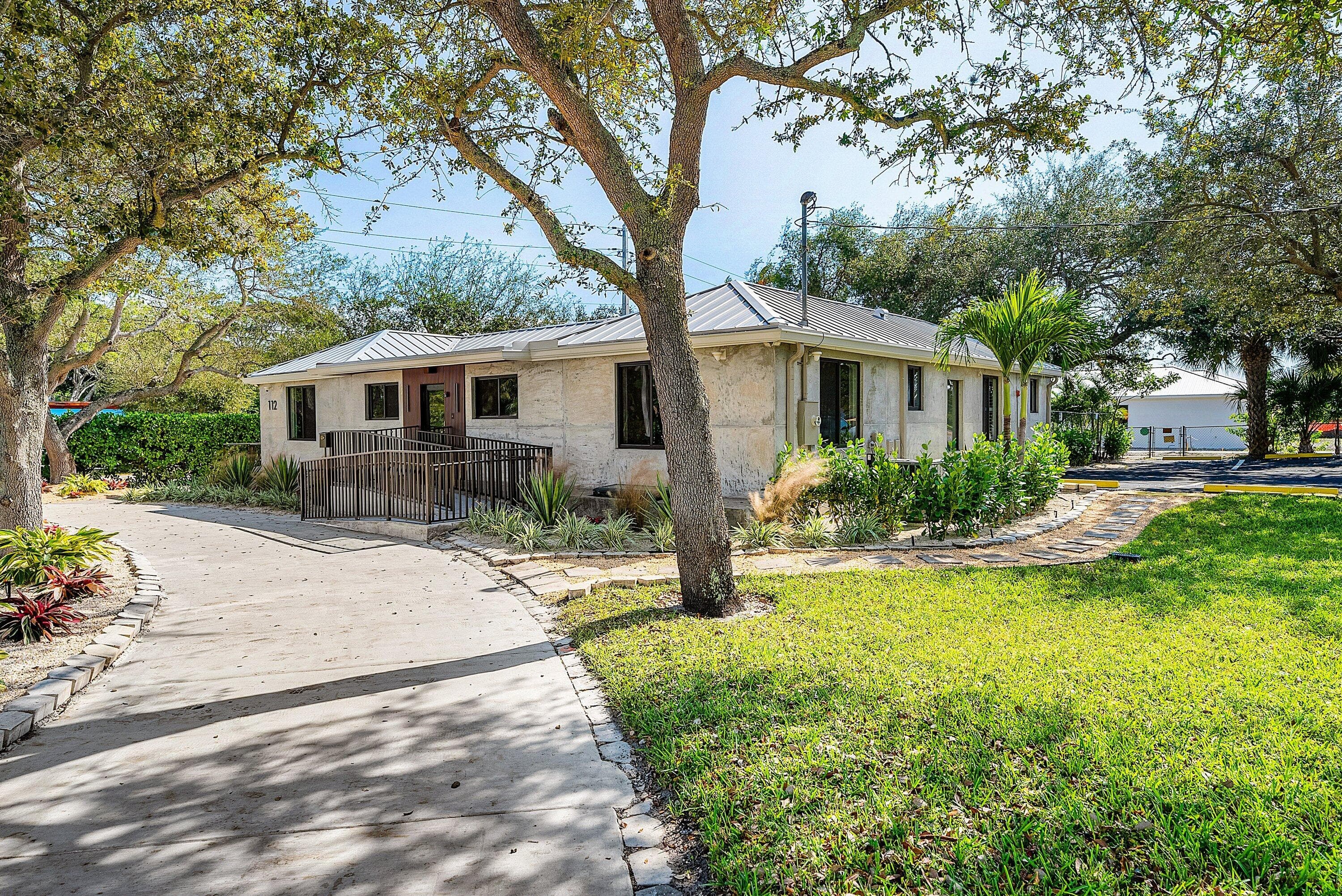 112 SE 10th Street, Delray Beach, FL 33483 — photo 6 of 50