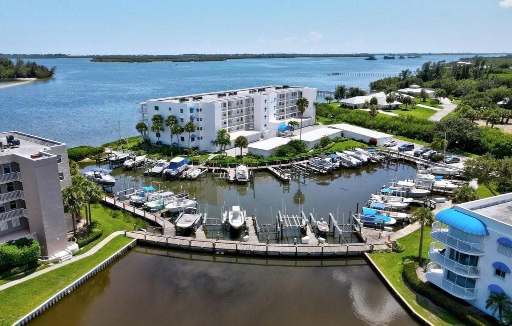 6408 S River Run Drive, Sebastian, FL 32958 — photo 31 of 36