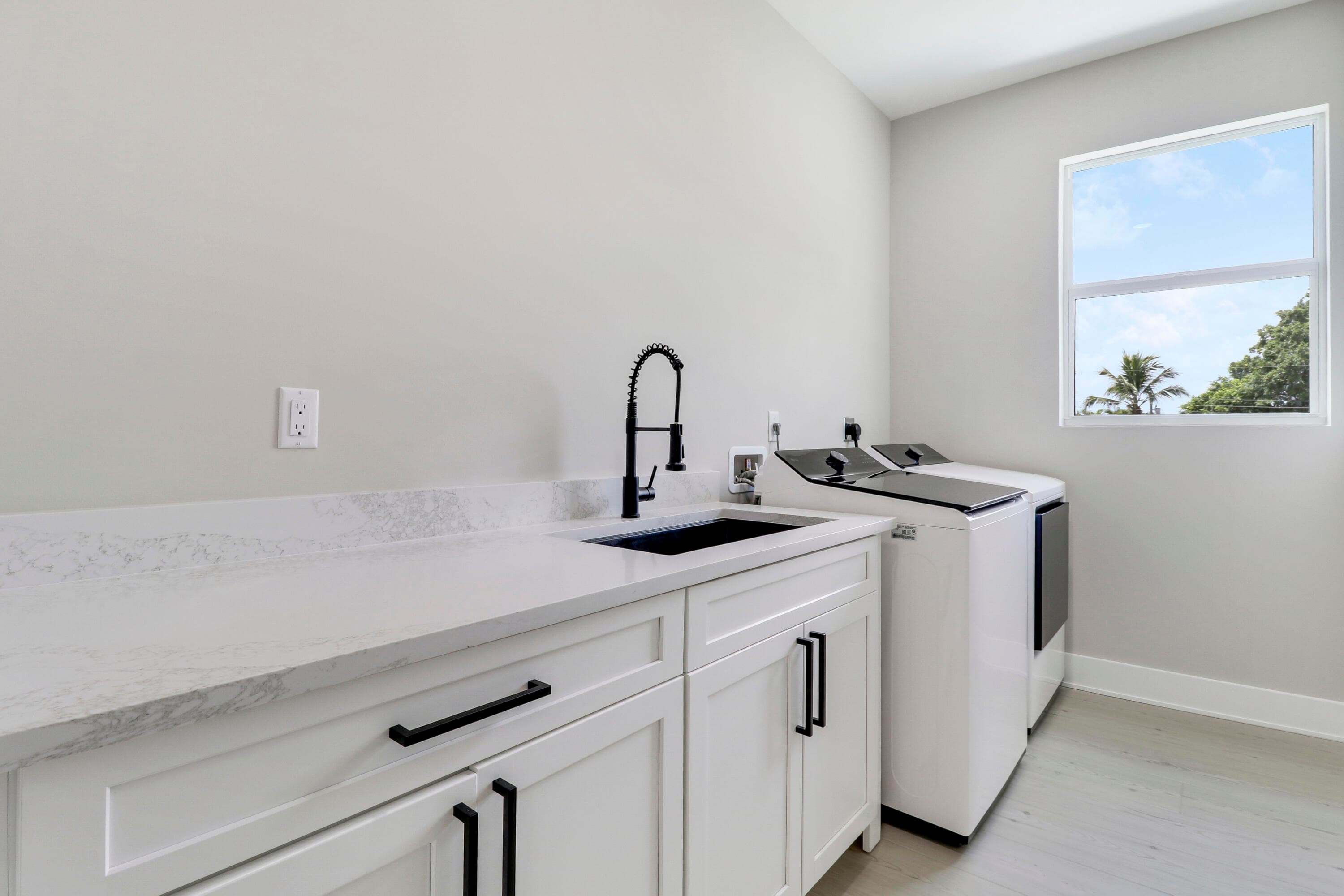 1023 NE Orange Avenue, Jensen Beach, FL 34957 — photo 33 of 67