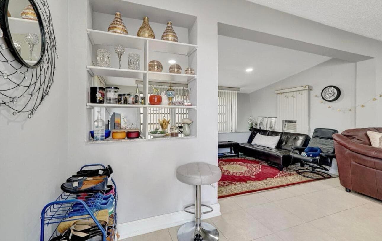 7530 Atlanta Street, Hollywood, FL 33024 — photo 9 of 23