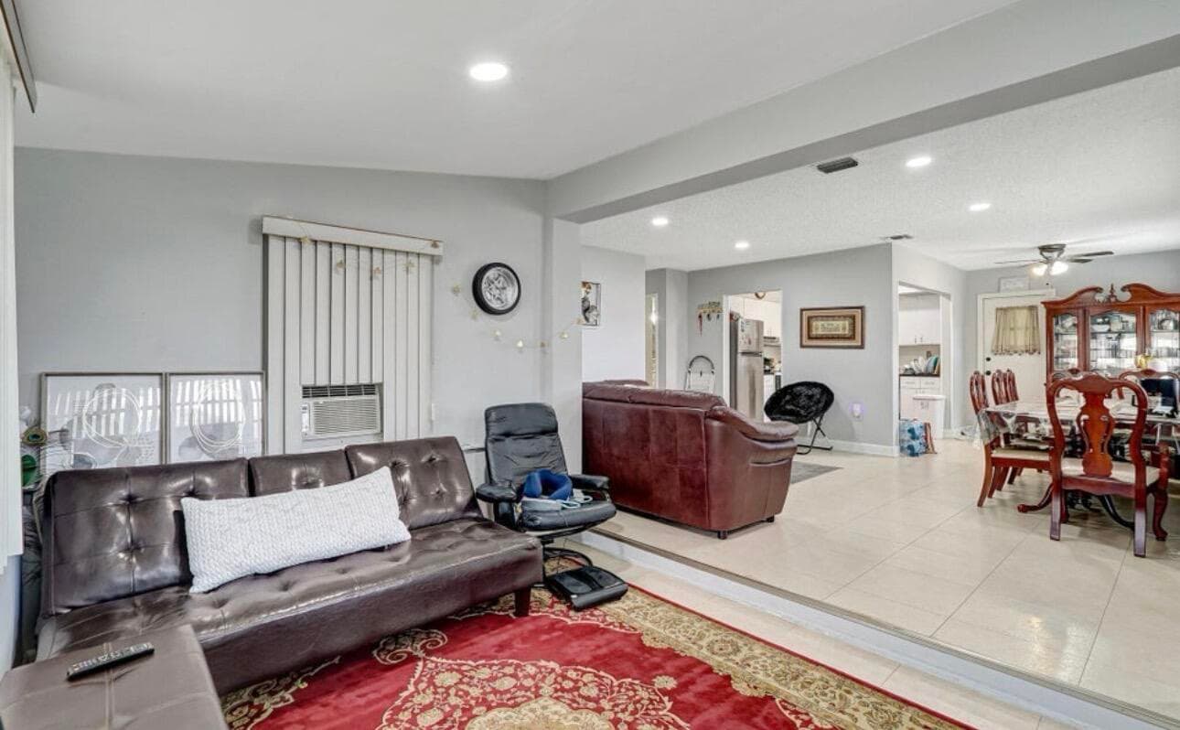 7530 Atlanta Street, Hollywood, FL 33024 — photo 15 of 23