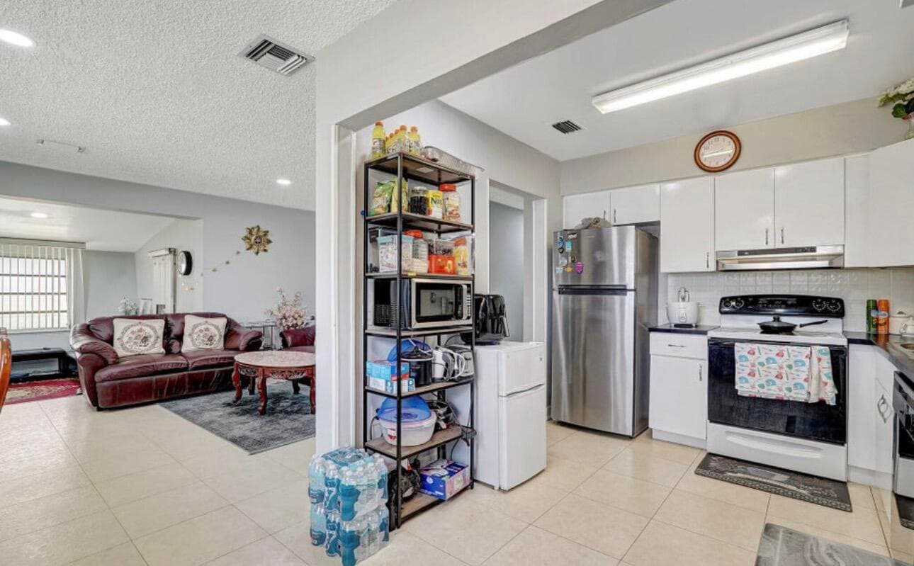 7530 Atlanta Street, Hollywood, FL 33024 — photo 16 of 23