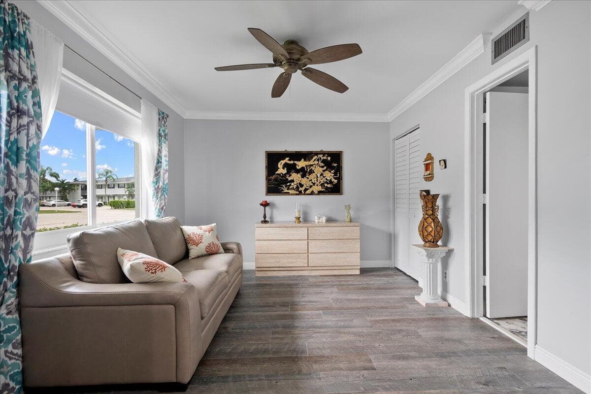 1395 SW 27th Avenue 103, Delray Beach, FL 33445 — photo 11 of 26