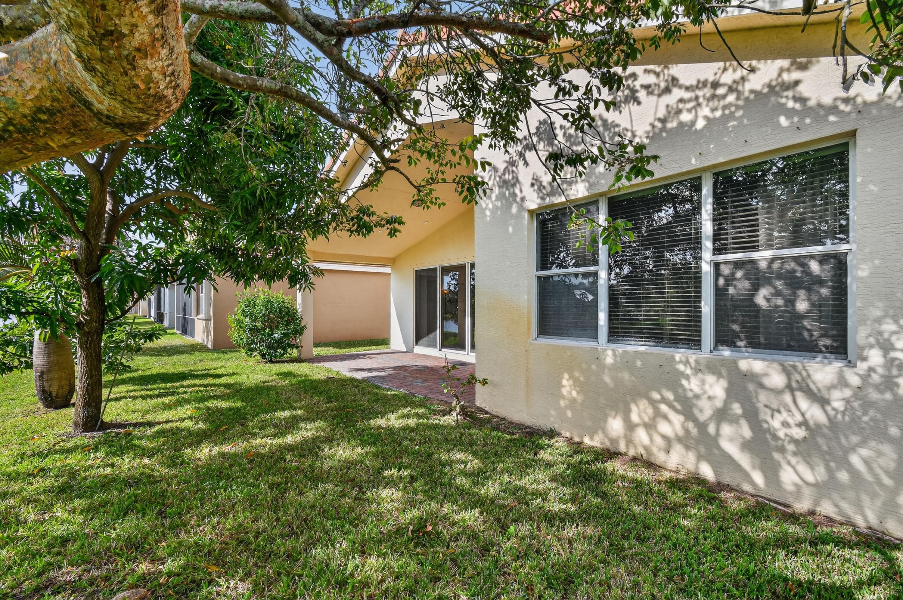 2205 SW Newport Isles Boulevard, Port St. Lucie, FL 34953 — photo 59 of 93