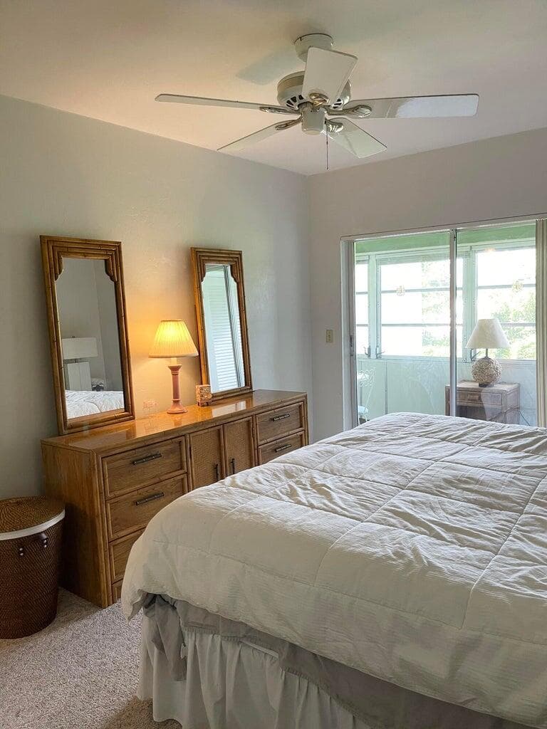 2840 Lake Osborne Drive 205, Lake Worth, FL 33461 — photo 3 of 32