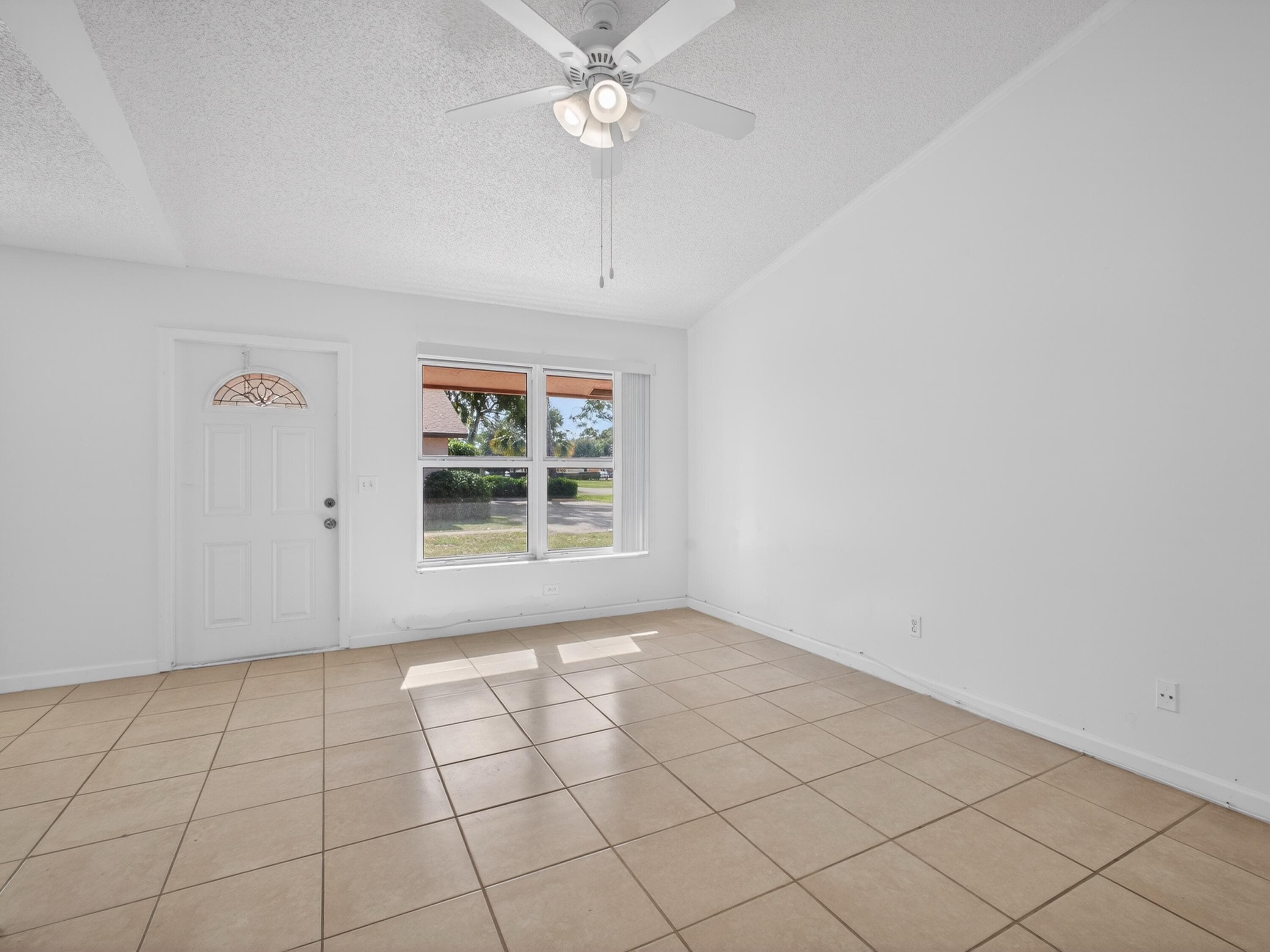 2548 Ida Way, West Palm Beach, FL 33415 — photo 6 of 33