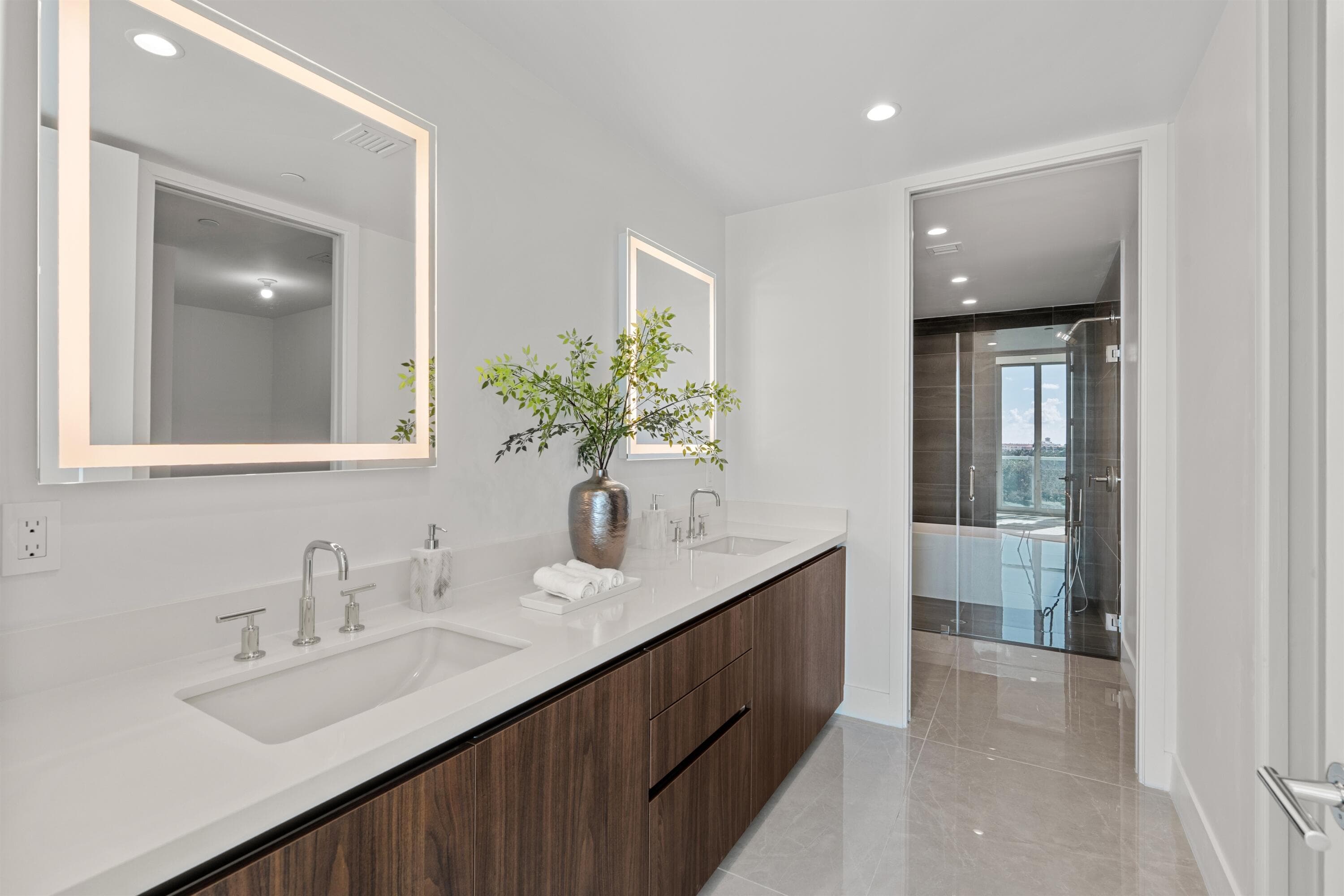 485 E Royal Palm Road 604, Boca Raton, FL 33432 — photo 15 of 40