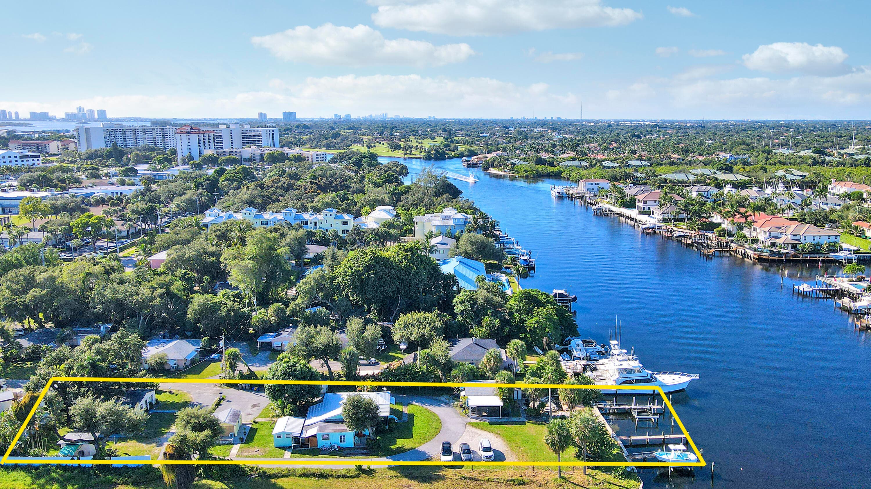 2031 Melody Lane, Palm Beach Gardens, FL 33410 — photo 1 of 19
