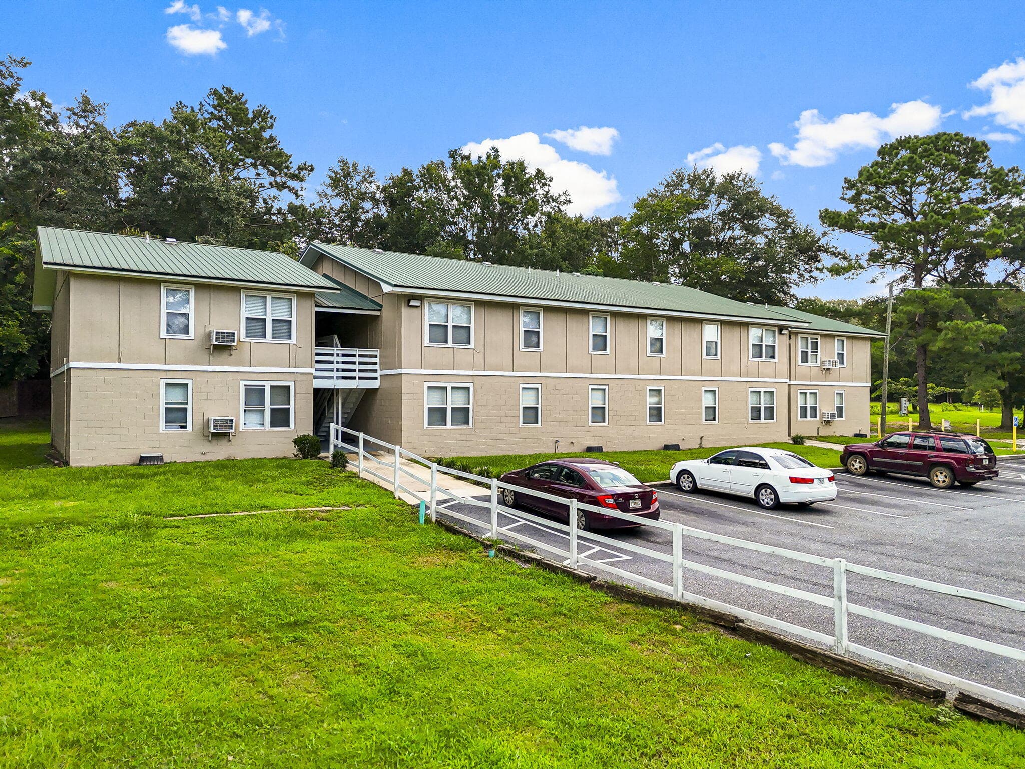 872 Deer Wood Lane, Chipley, FL 32428 — photo