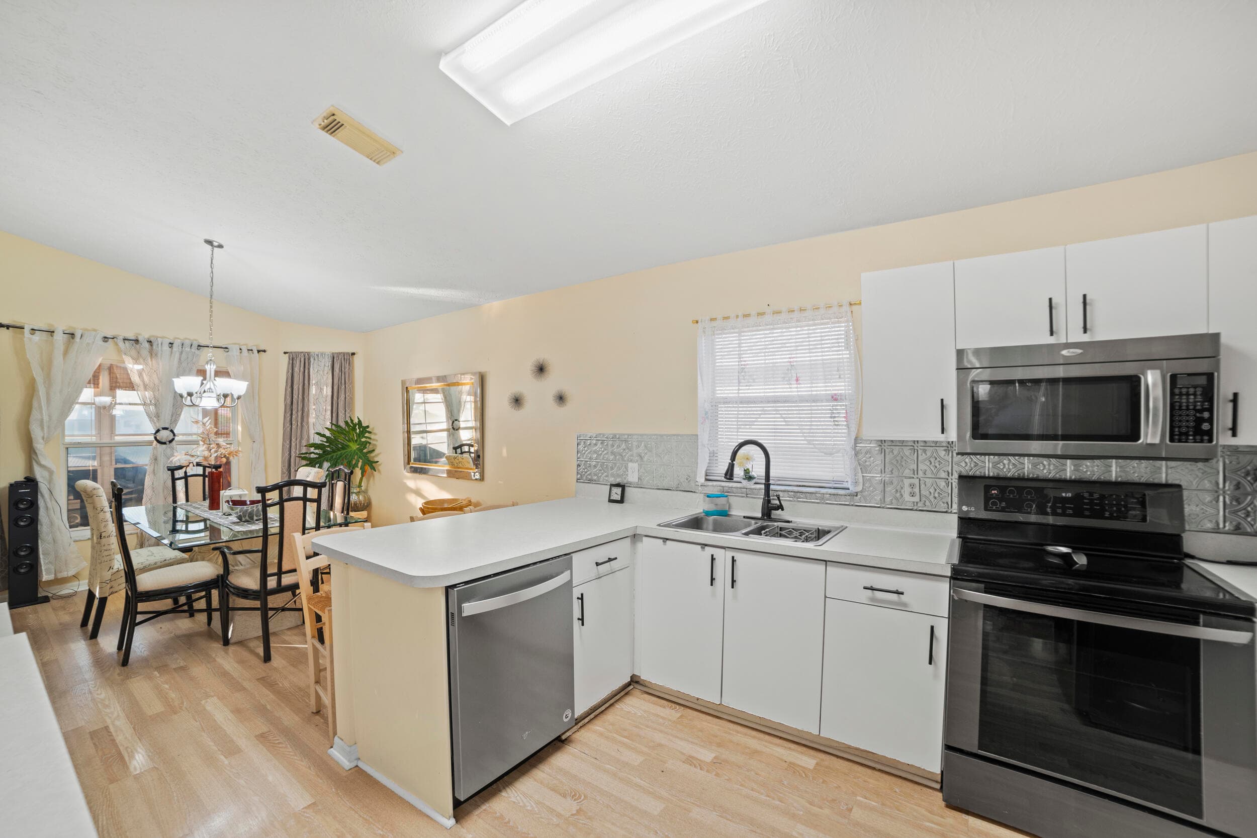 14191 Cisne Circle, Fort Pierce, FL 34951 — photo 13 of 33