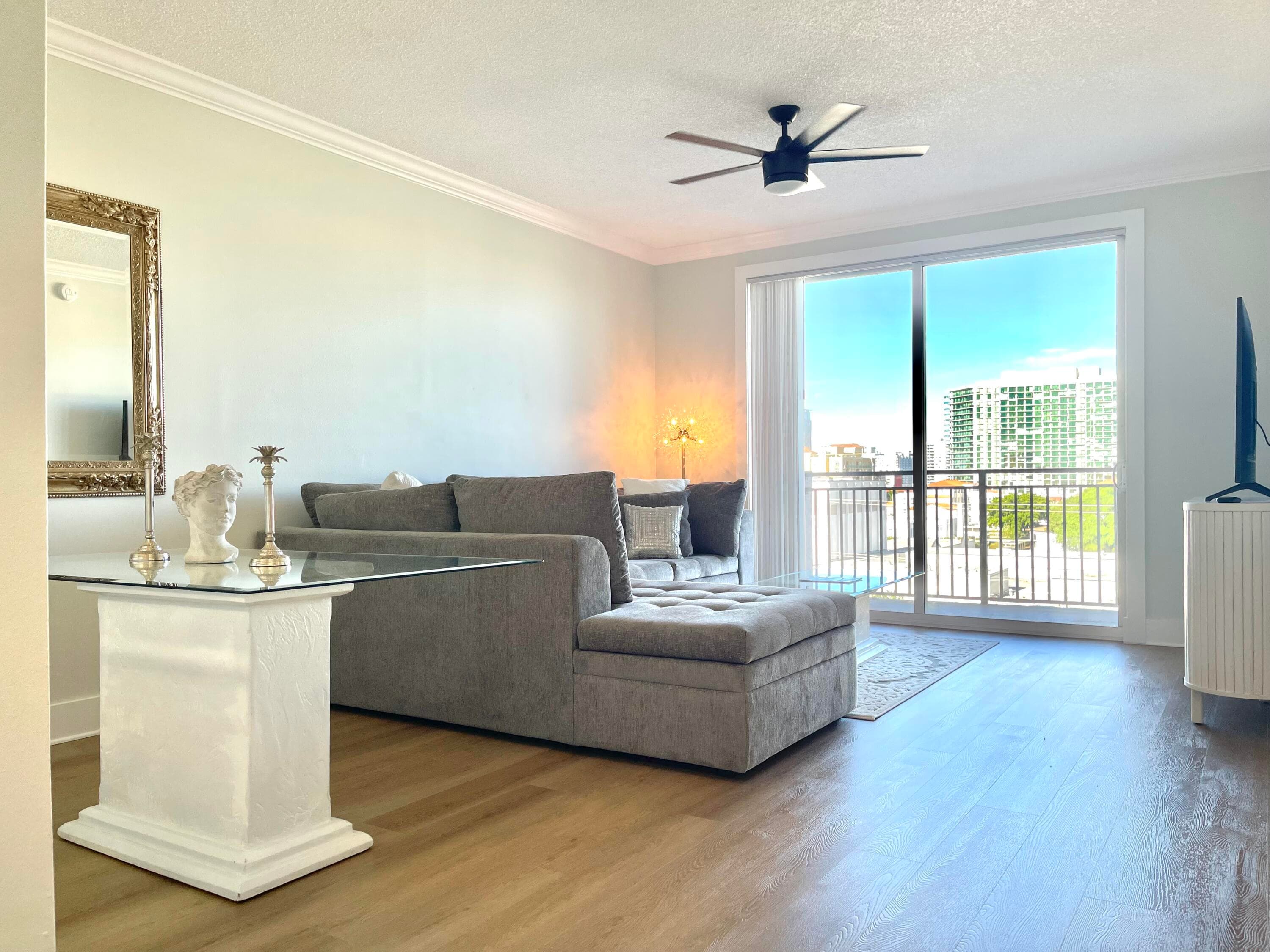 616 Clearwater Park Road 805, West Palm Beach, FL 33401 — photo 4 of 62