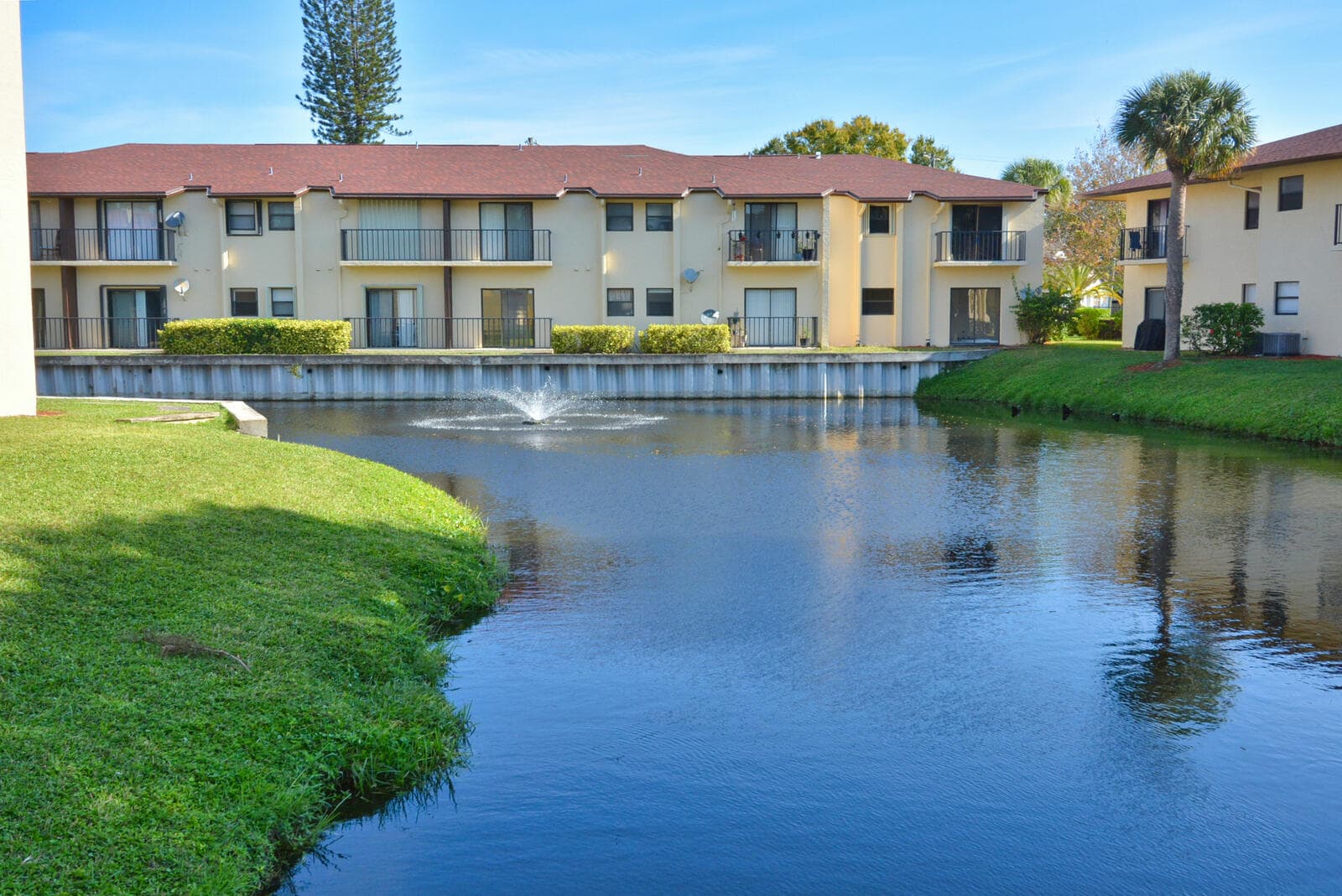 2050 Oleander Boulevard 5-306, Fort Pierce, FL 34950 — photo 12 of 46