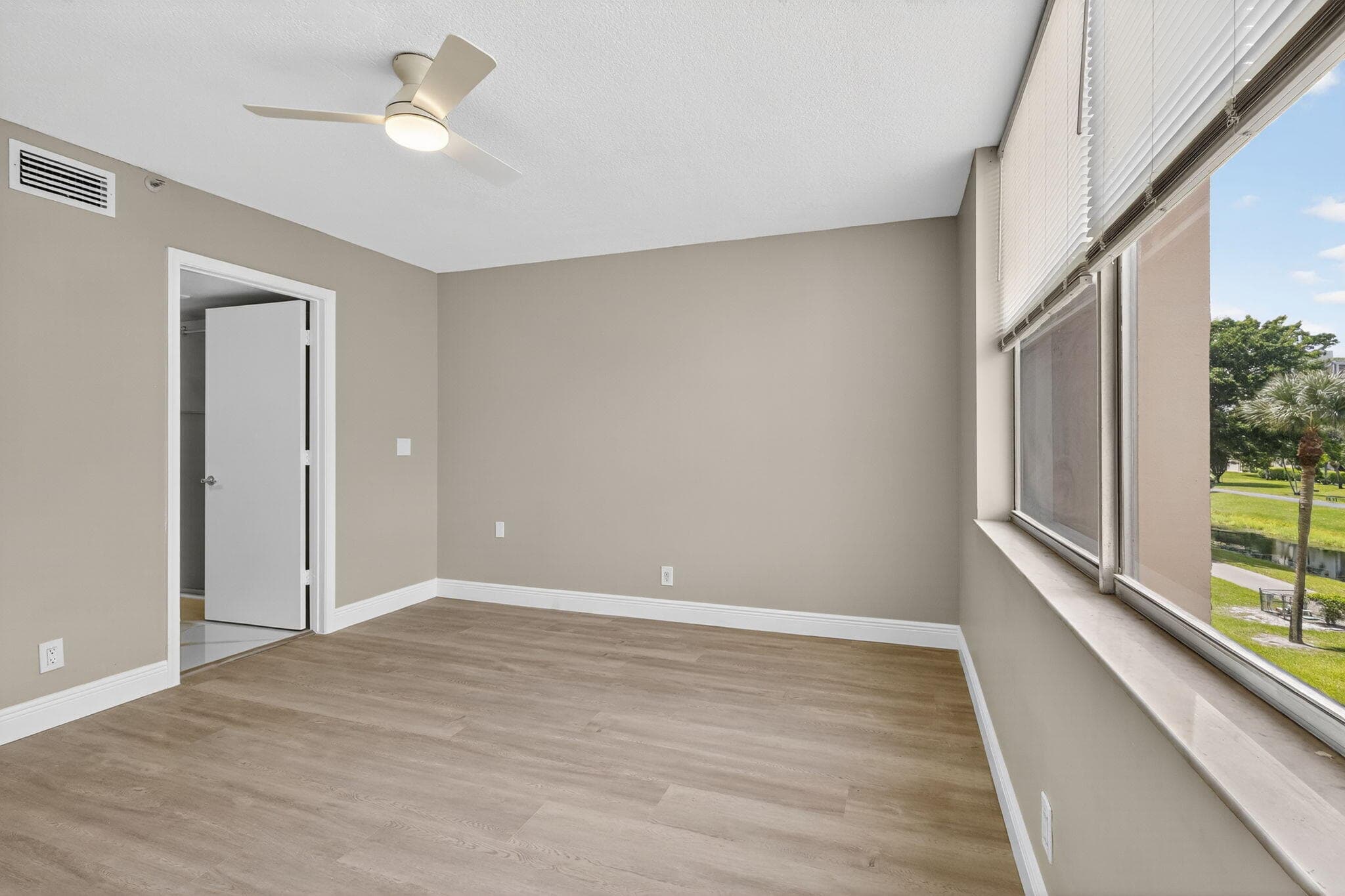 14527 Bonaire 309, Delray Beach, FL 33446 — photo 10 of 20