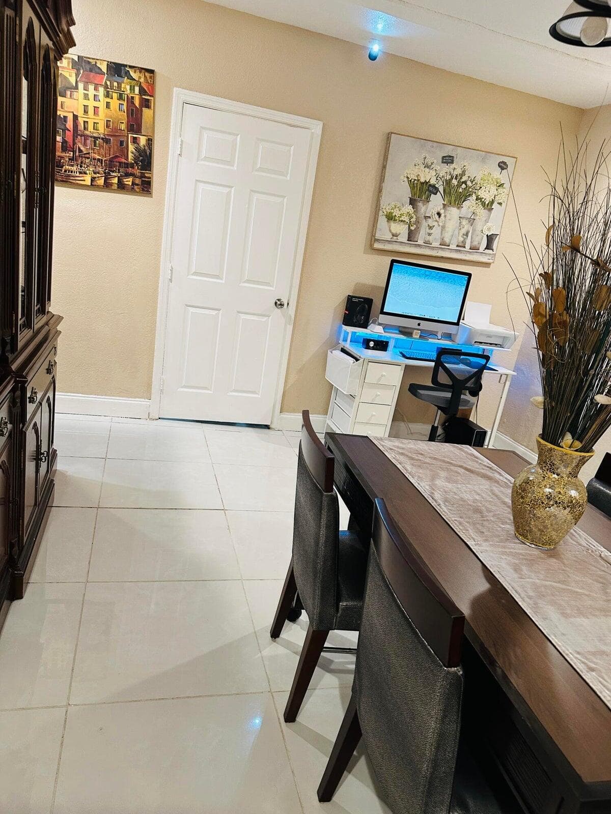 833 Briggs Street Street, West Palm Beach, FL 33405 — photo 10 of 33