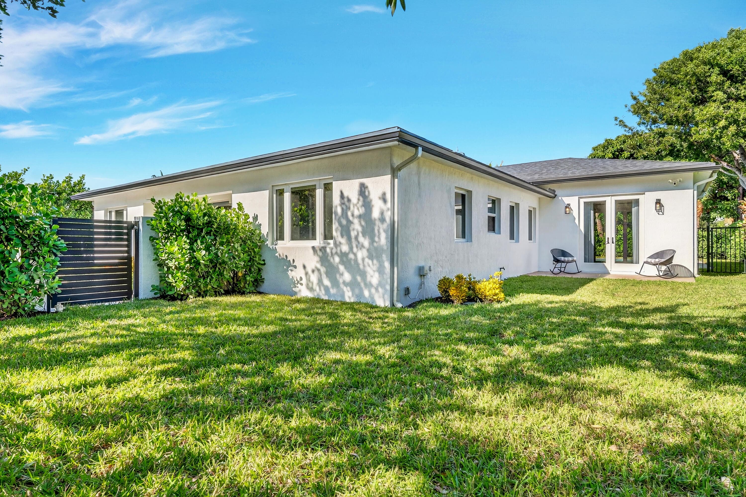 301 Pilgrim Road, West Palm Beach, FL 33405 — photo 58 of 64