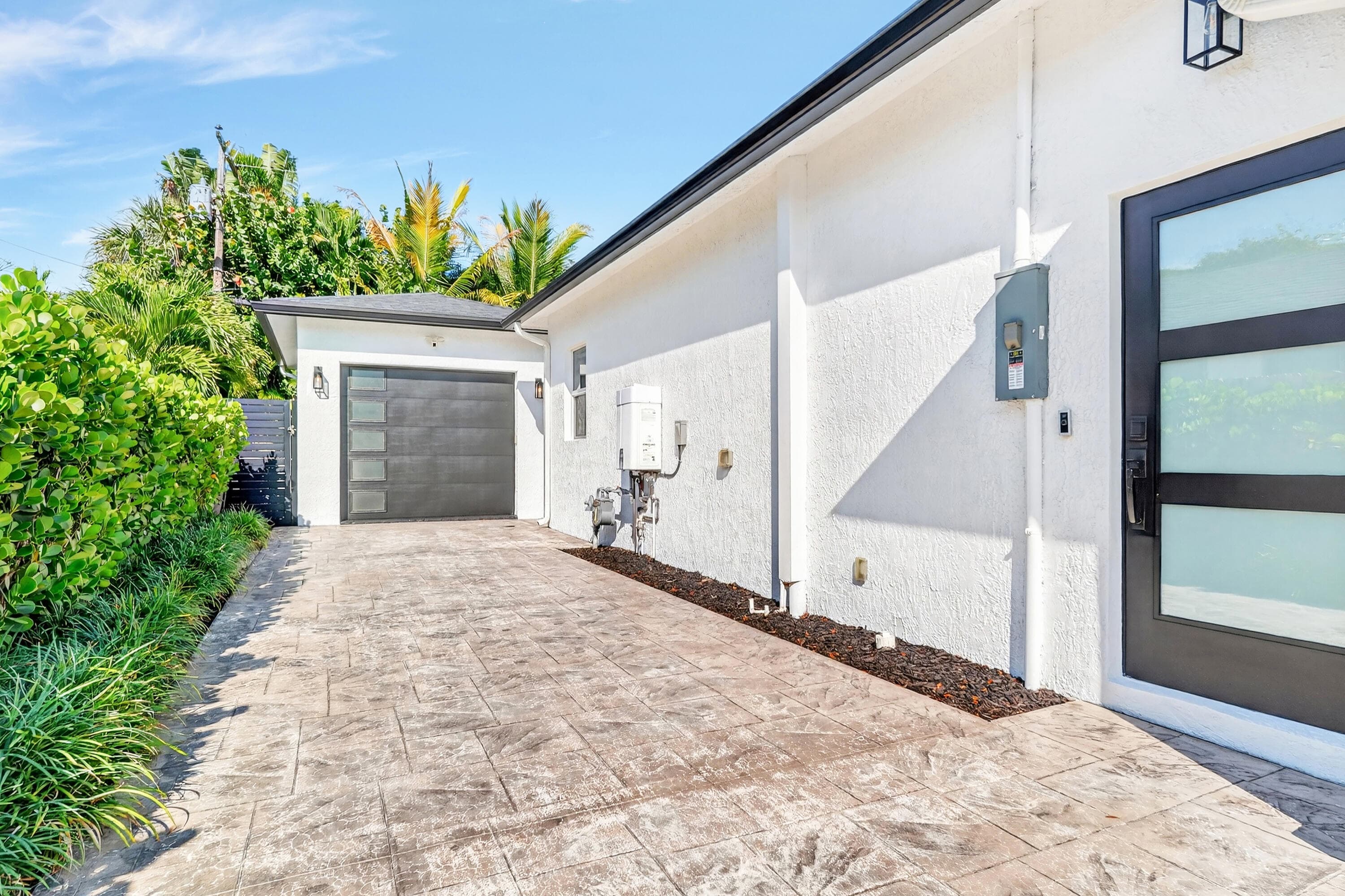 301 Pilgrim Road, West Palm Beach, FL 33405 — photo 61 of 64