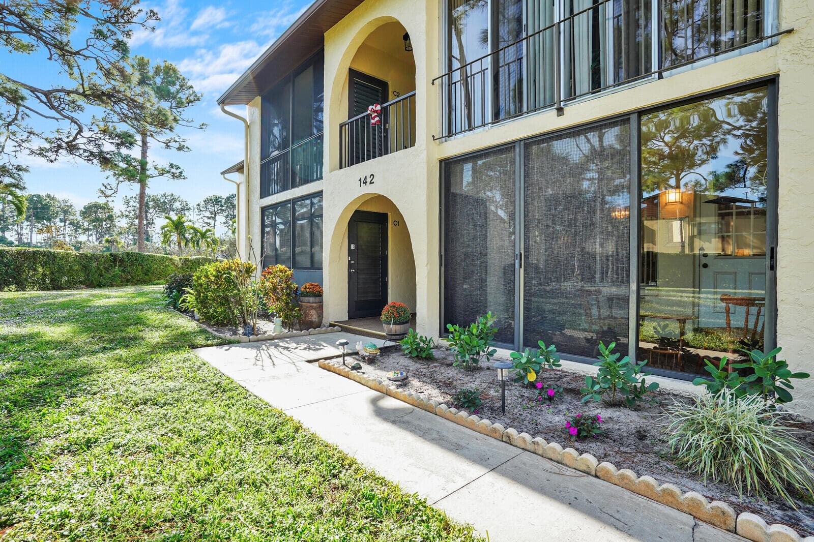 142 Lake Pine Circle B-1, Greenacres, FL 33463 — photo 2 of 26