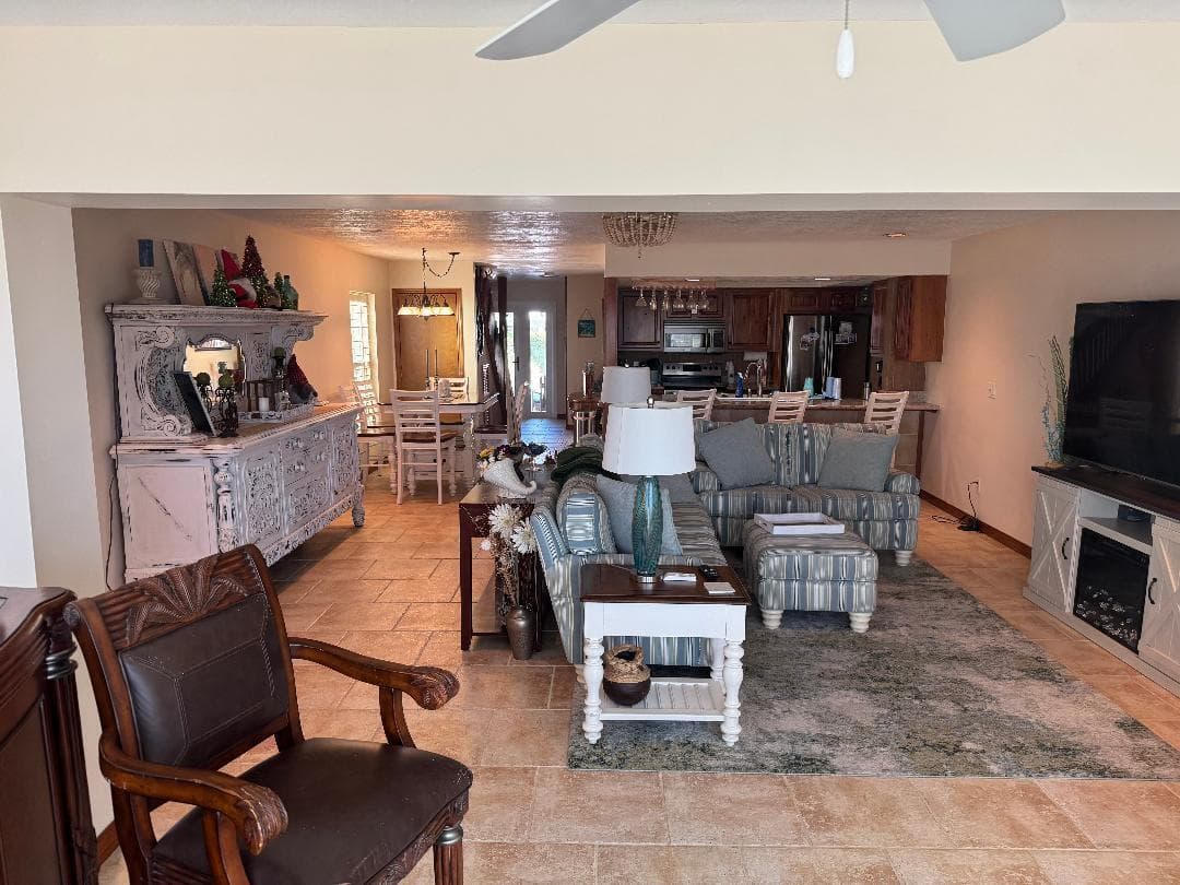 409 Fernandina Street, Fort Pierce, FL 34949 — photo 9 of 31