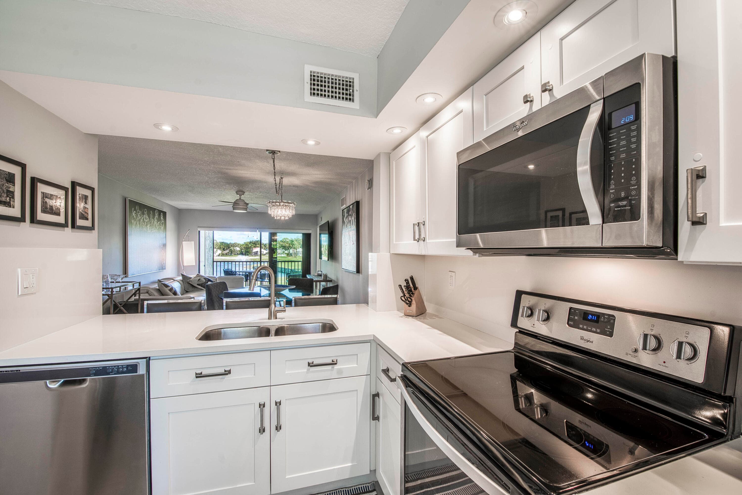 12790 Briarlake Drive 202, Palm Beach Gardens, FL 33418 — photo 14 of 45