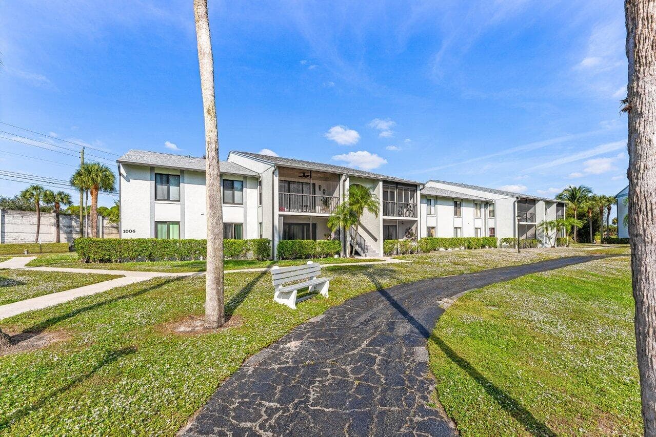 1006 Green Pine Boulevard F1, West Palm Beach, FL 33409 — photo 21 of 23