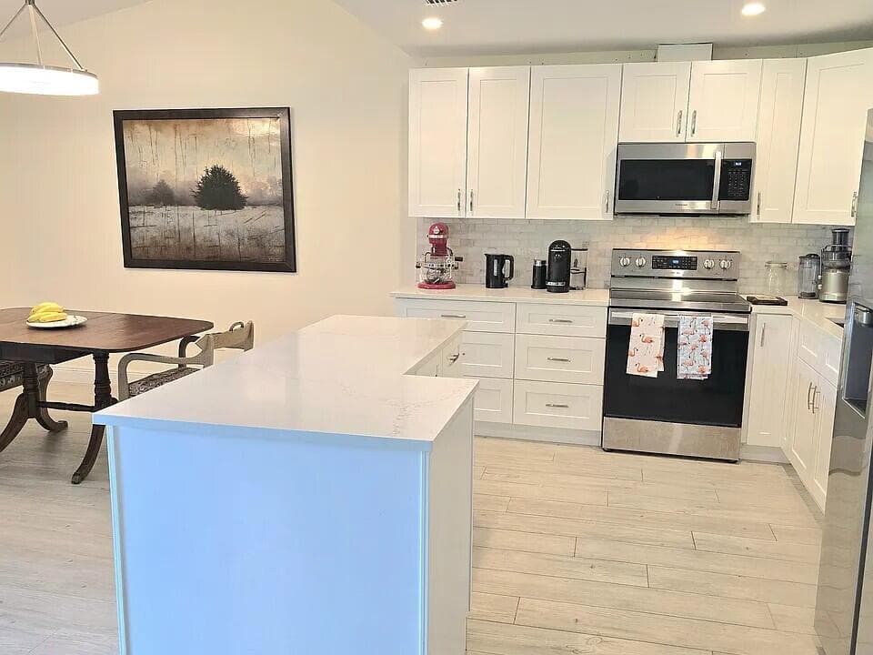1705 Mariners Cove B, Fort Pierce, FL 34950 — photo 3 of 17