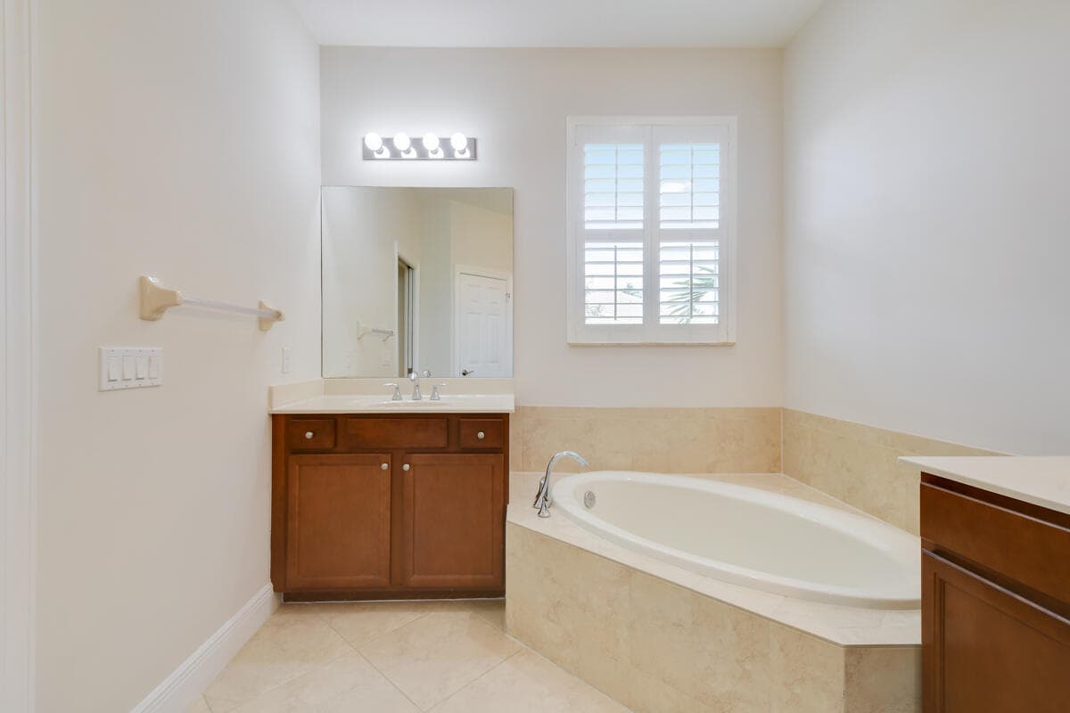 4644 Cadiz Circle, Palm Beach Gardens, FL 33418 — photo 24 of 51