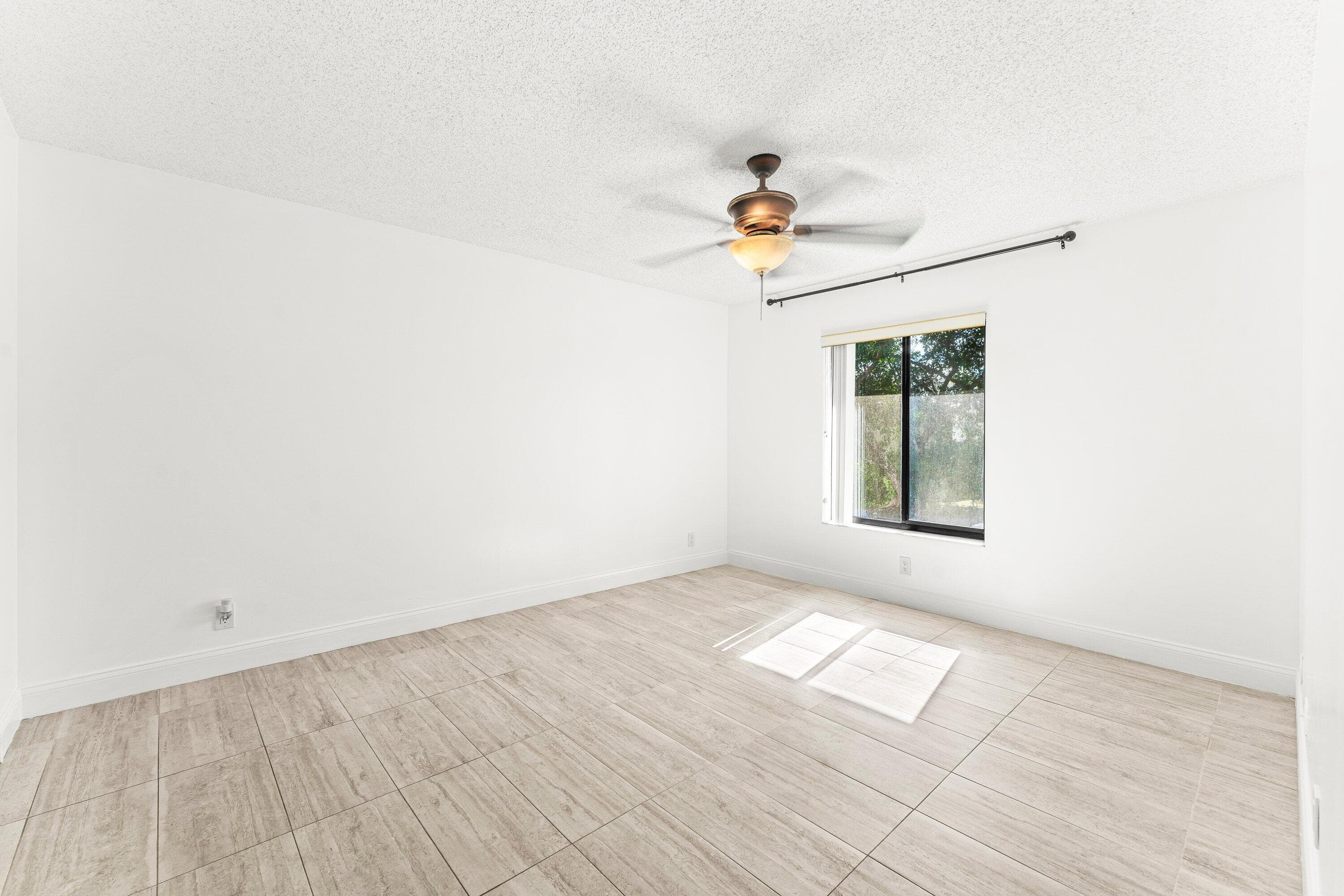 1117 Green Pine Boulevard D2, West Palm Beach, FL 33409 — photo 12 of 20